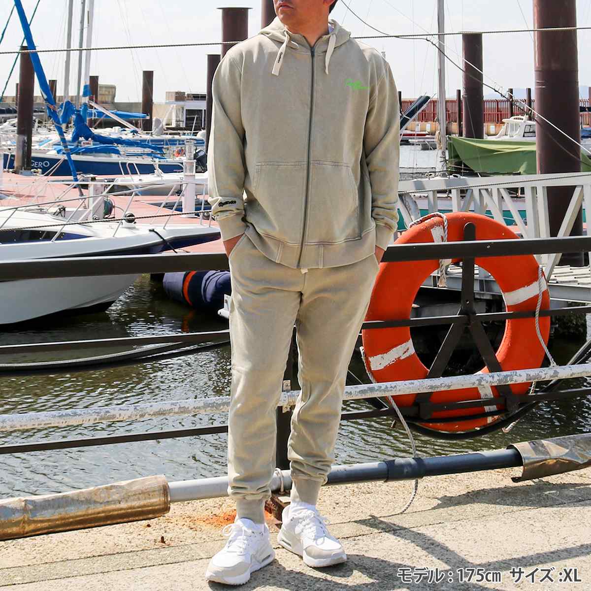 R SPRAY PIGMENT ZIP PARKA