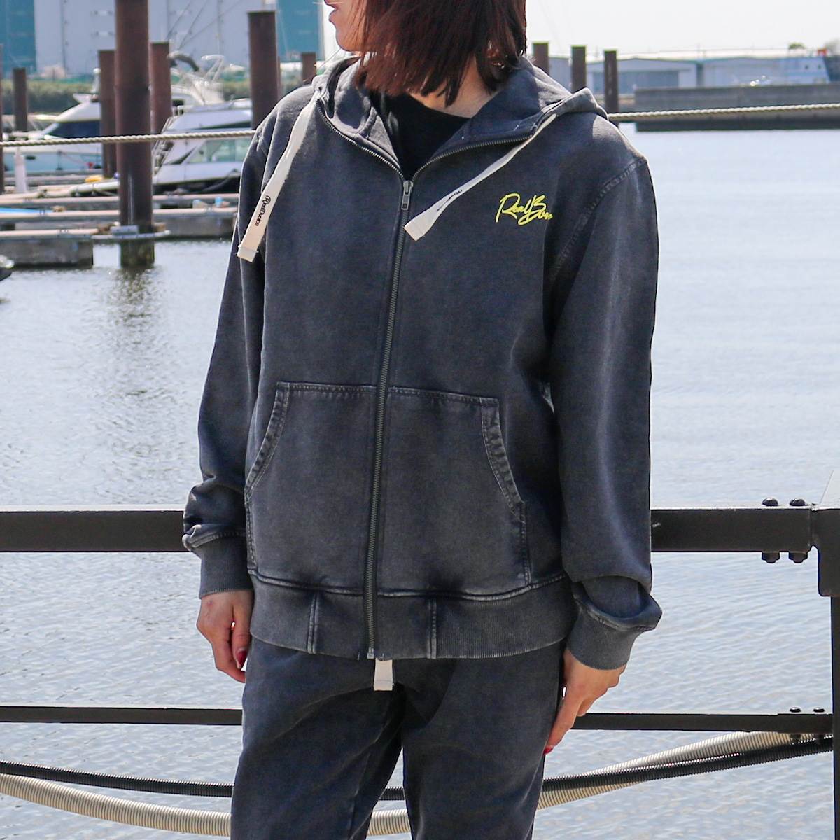 R SPRAY PIGMENT ZIP PARKA