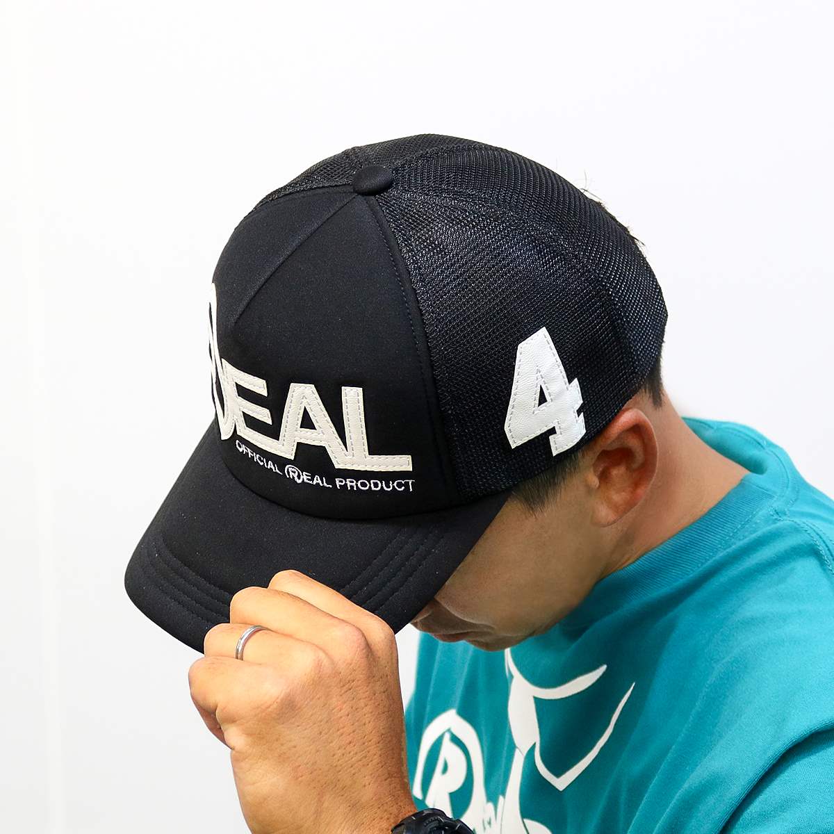 ENAMEL PATCH MESH CAP