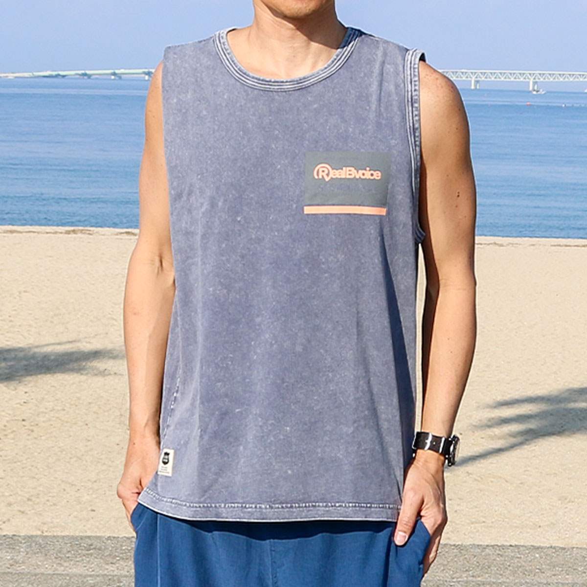 MONKEY POD PIGMENT SLEEVE LESS