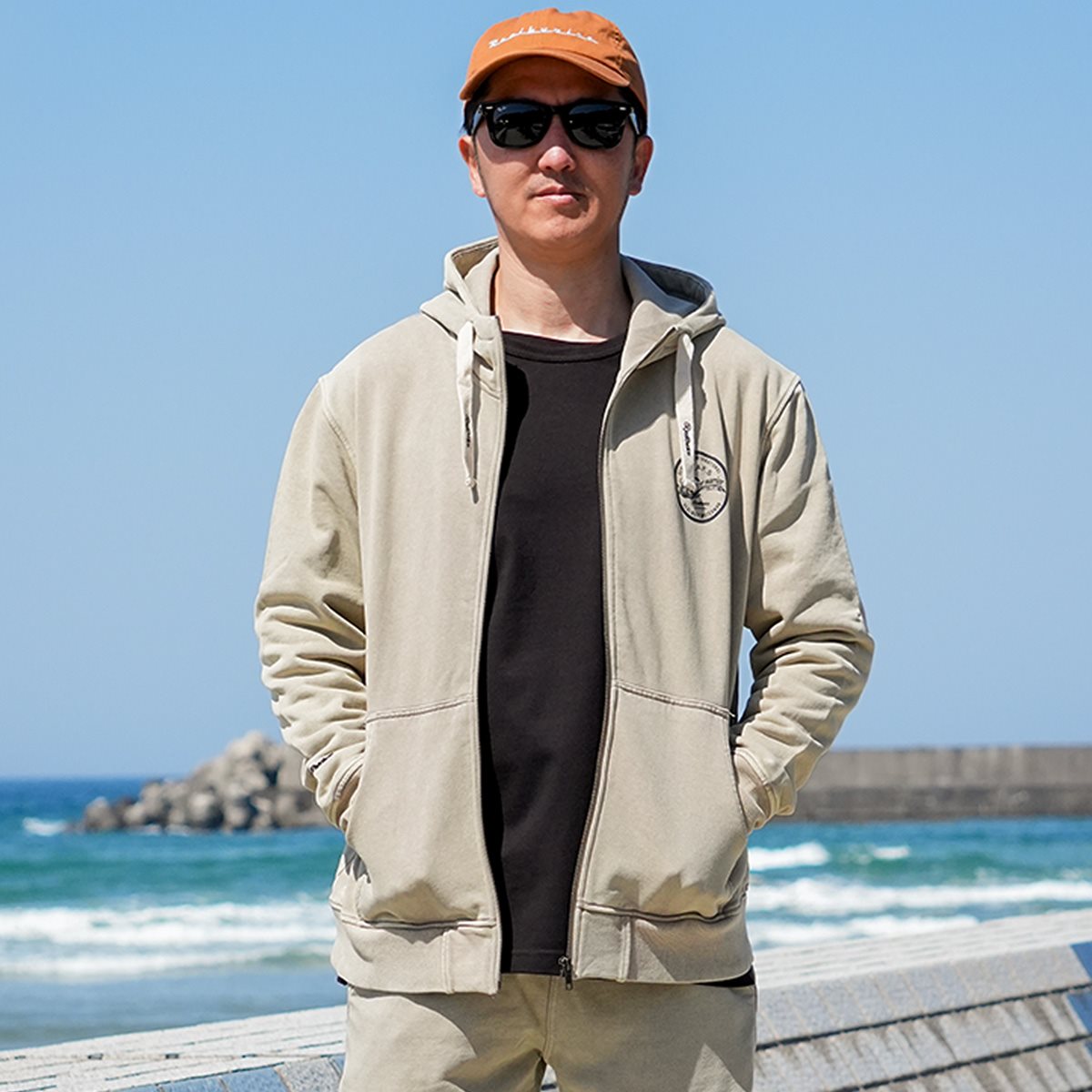 R MARK PIGMENT ZIP PARKA