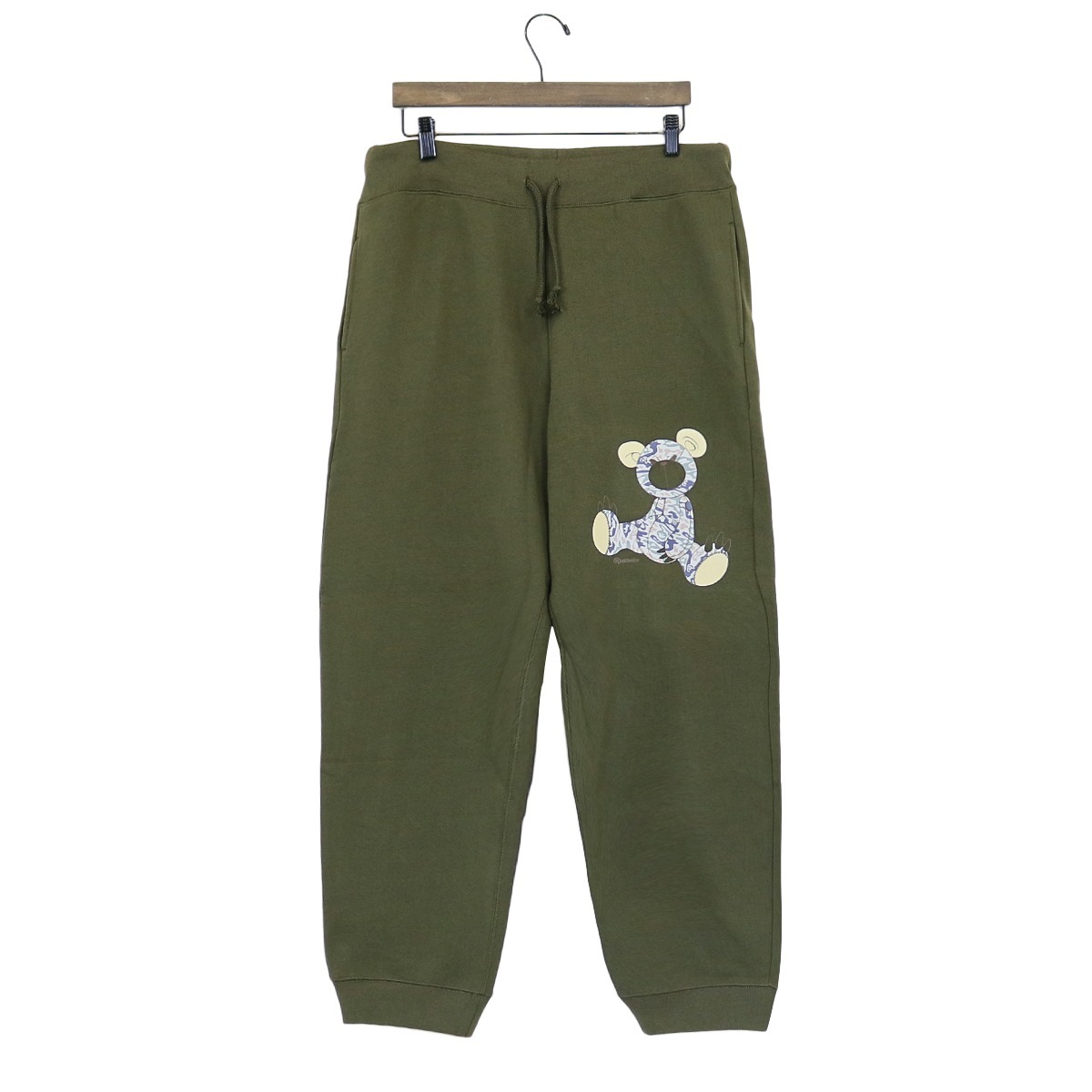 ARMY BEAR SWEAT PANTS
