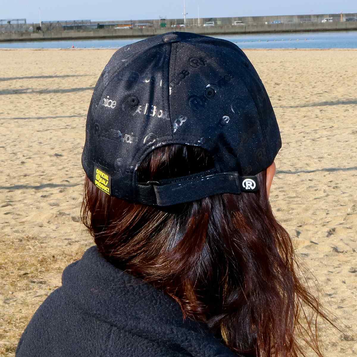 EMBOSS SIMPLE DRY CAP