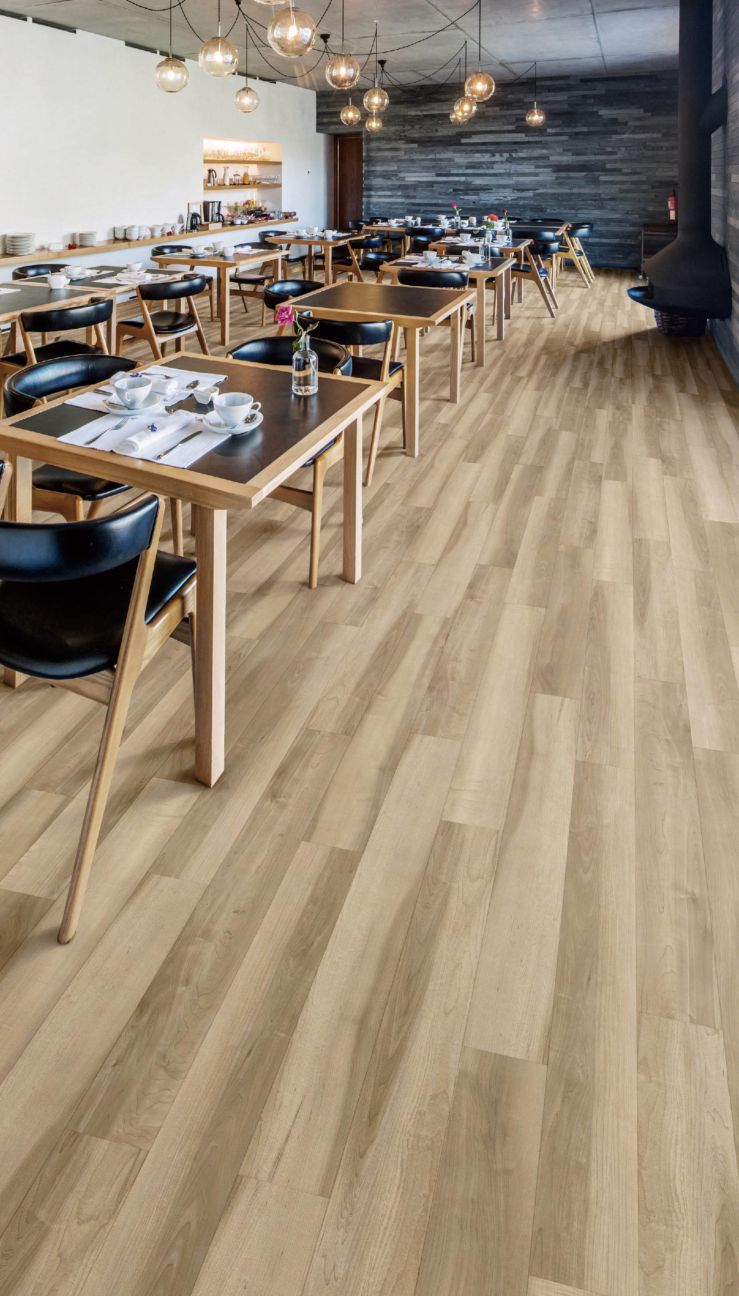 【6月末まで販売】川島織物セルコン フロアタイル RE5462-15 150mm×914.4mm 5mm厚 13枚入り/箱 キャビンメープル