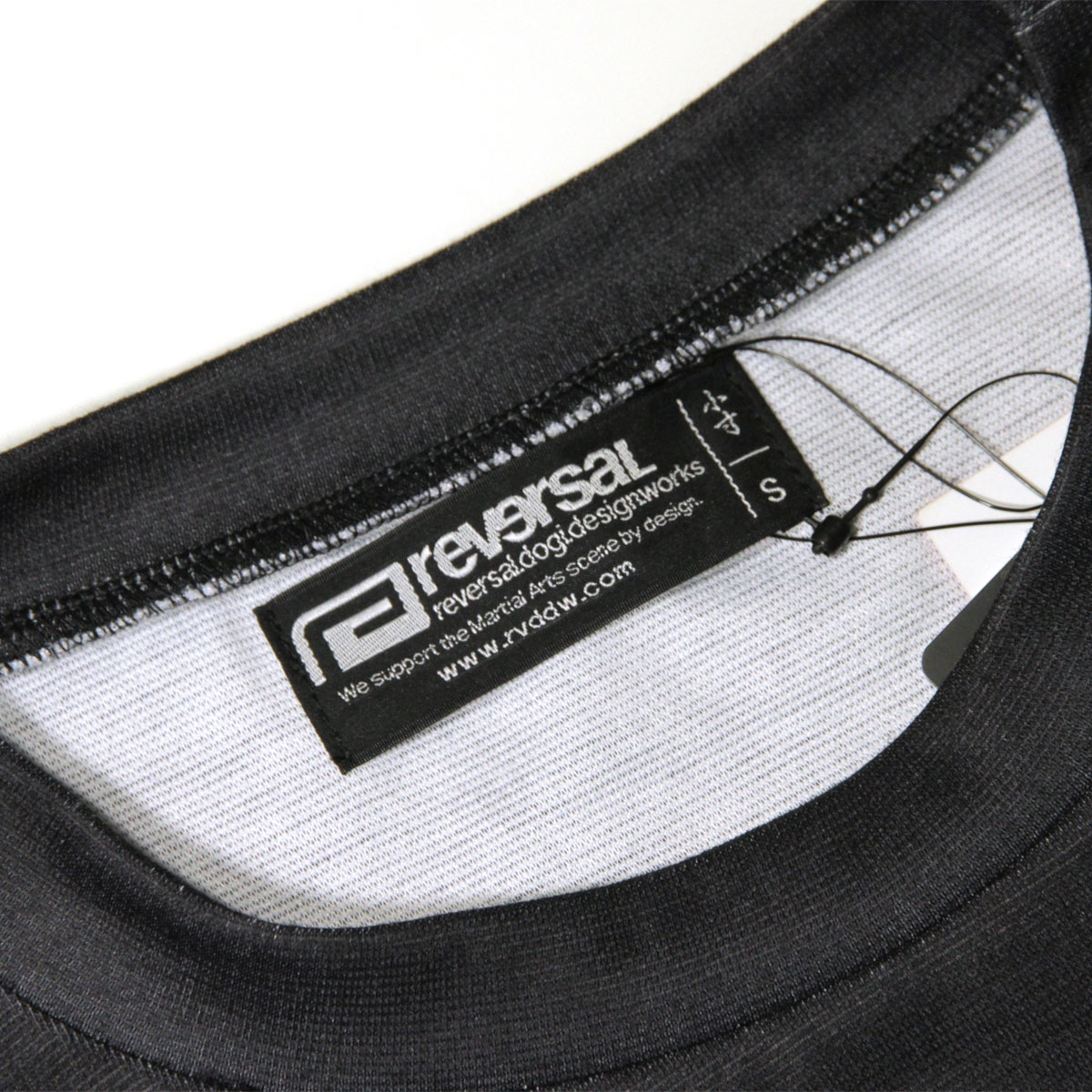 ��С����� ����T ��� ��������Ź REVERSAL ĹµT����� BLACK GLITTER DRY LONG SLEEVE rv19aw018b BLACK