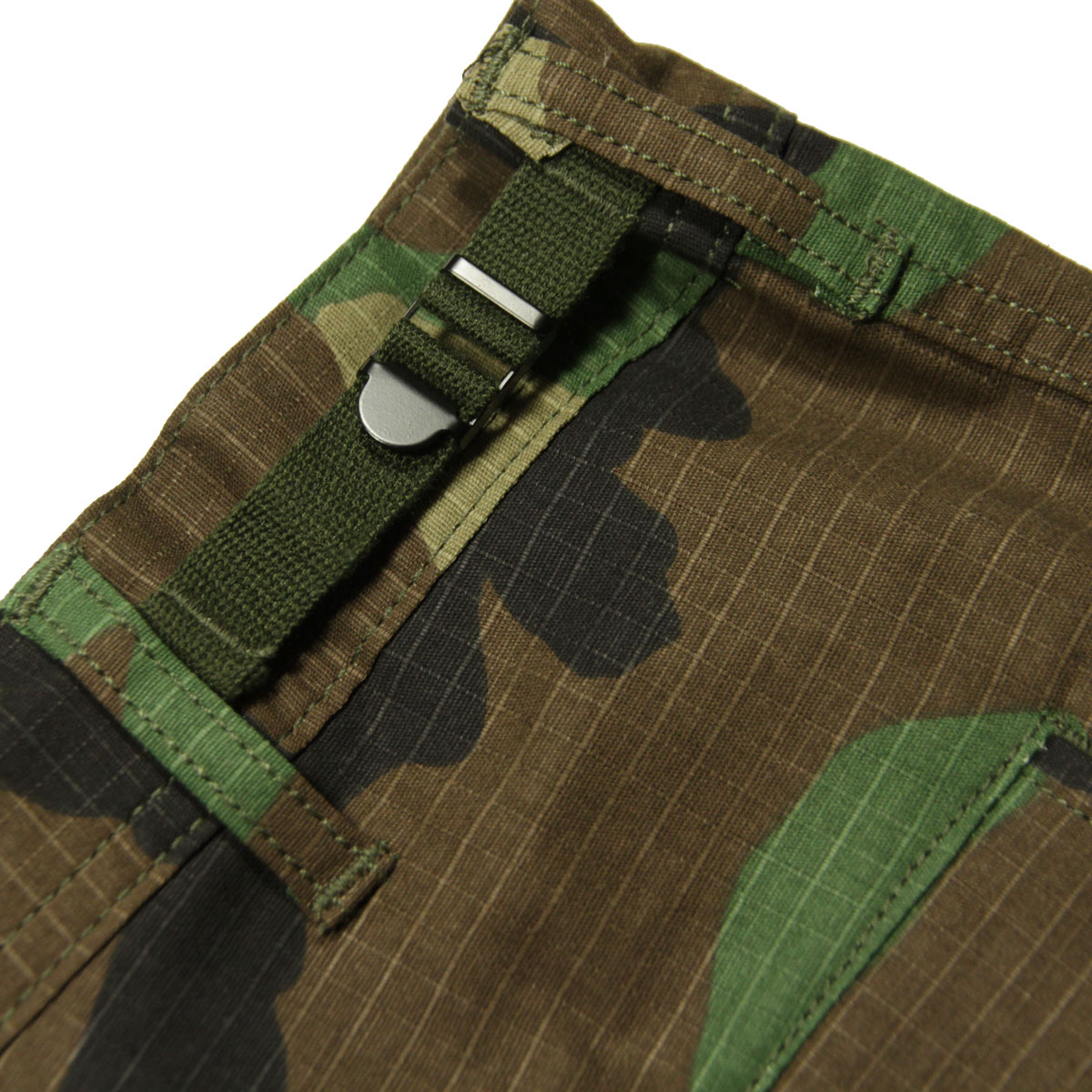 ������ �������ѥ�� ��� ������ ROTHCO �ܥȥॹ �ߥ꥿�꡼�ѥ�� ROTHCO RIP-STOP BDU CARGO PANTS WOODLAND CAMO 5947 A98B B1C C2D D3E E05F