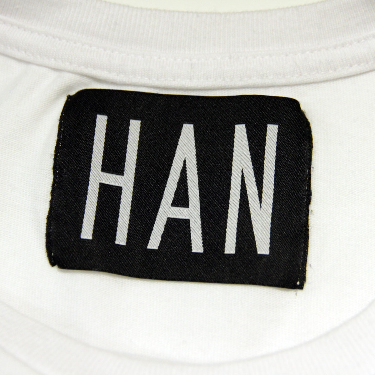 �ϥ� HAN KJOBENHAVN ��� TEE "BLACK LINES" 43 A56B B1C C1D D1E E01F