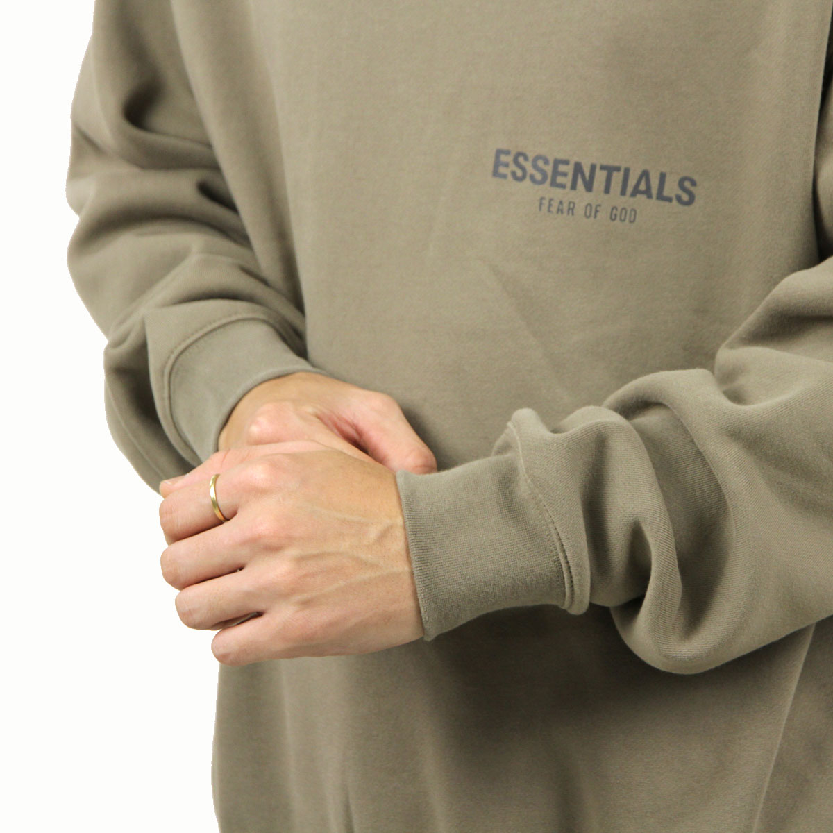 �ե������֥��å� �������å� ��� ������ FEAR OF GOD ���å��󥷥�륺 ��å��ͥå� �ȥ졼�ʡ� ESSENTIALS FEAR OF GOD HARVEST MOCK NECK SWEATSHIRT AA5B B1C C1D D5E E05F