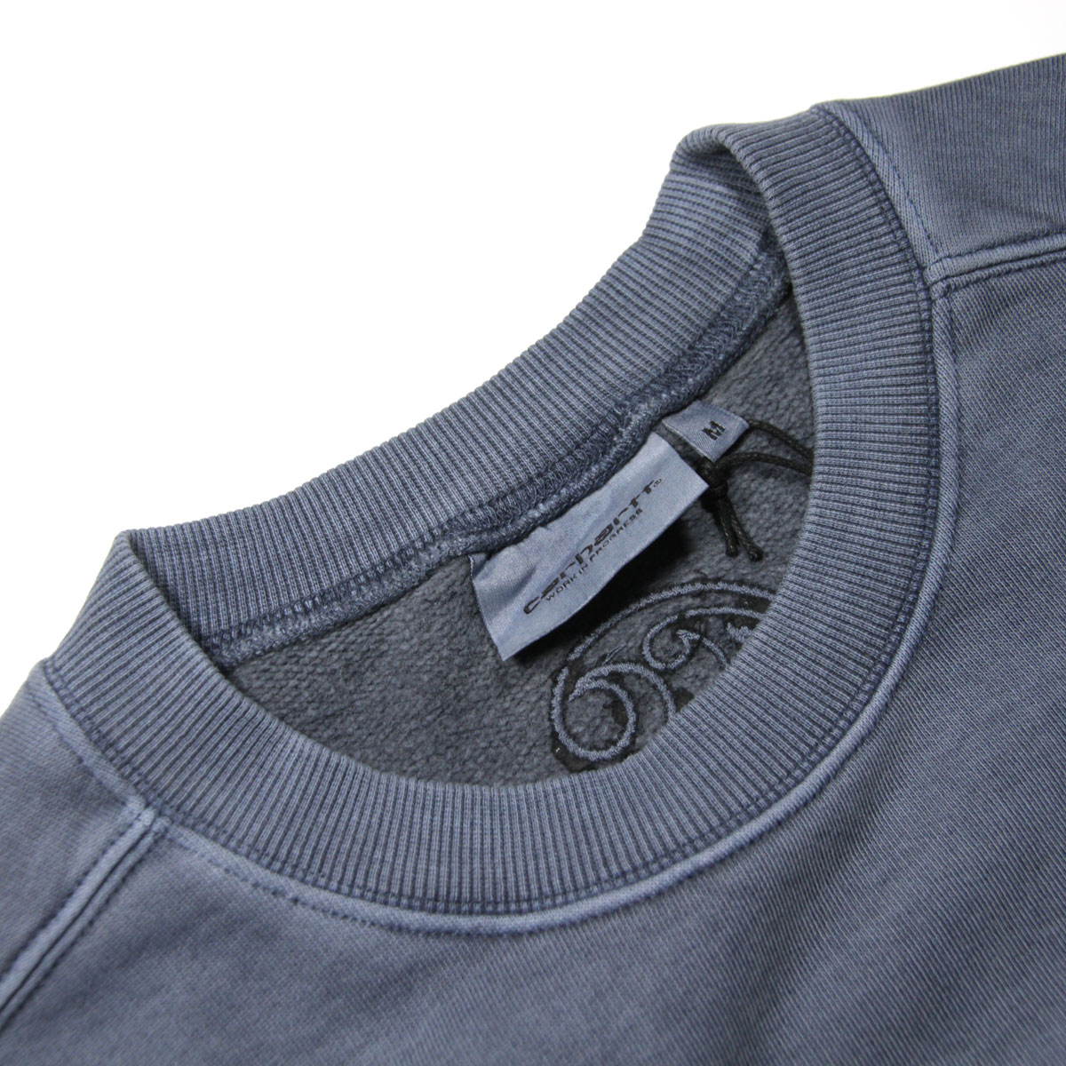 �����ϡ��� ��� �������å� ������ CARHARTT WORK IN PROGRESS ���� �ץ륪���С� Ĺµ �ȥ졼�ʡ� VERSE SCRIPT SWEATSHIRT I030640 BL