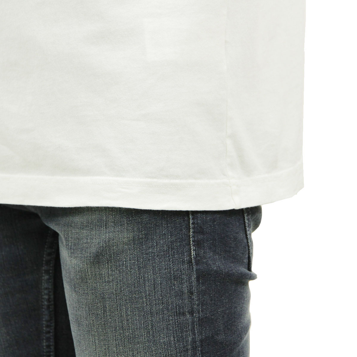 ̡ǥ T  Ź Nudie Jeans ȾµT ̵ UNO NJCO CIRCLE CREW TEE CHALK WHITE W47 131680 A62B B1C C1D D1E E01F