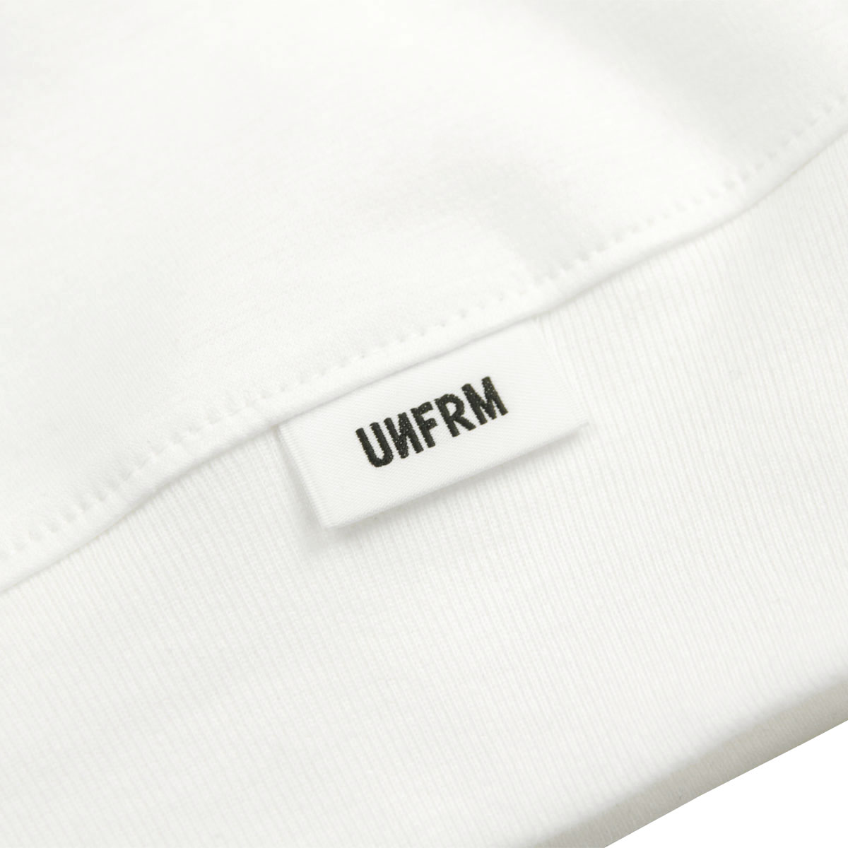 ��˥ե����� �����ȥɥ� ����������� ��� ȾµT����� ��������Ź UNFRM OUTDOOR STANDARD ���롼�ͥå� ���� UOS EMBROIDERY PONTE RIB 1/2 PULLOVER SHIRT MADE IN JAPAN SS-8410-WT3 WHITE