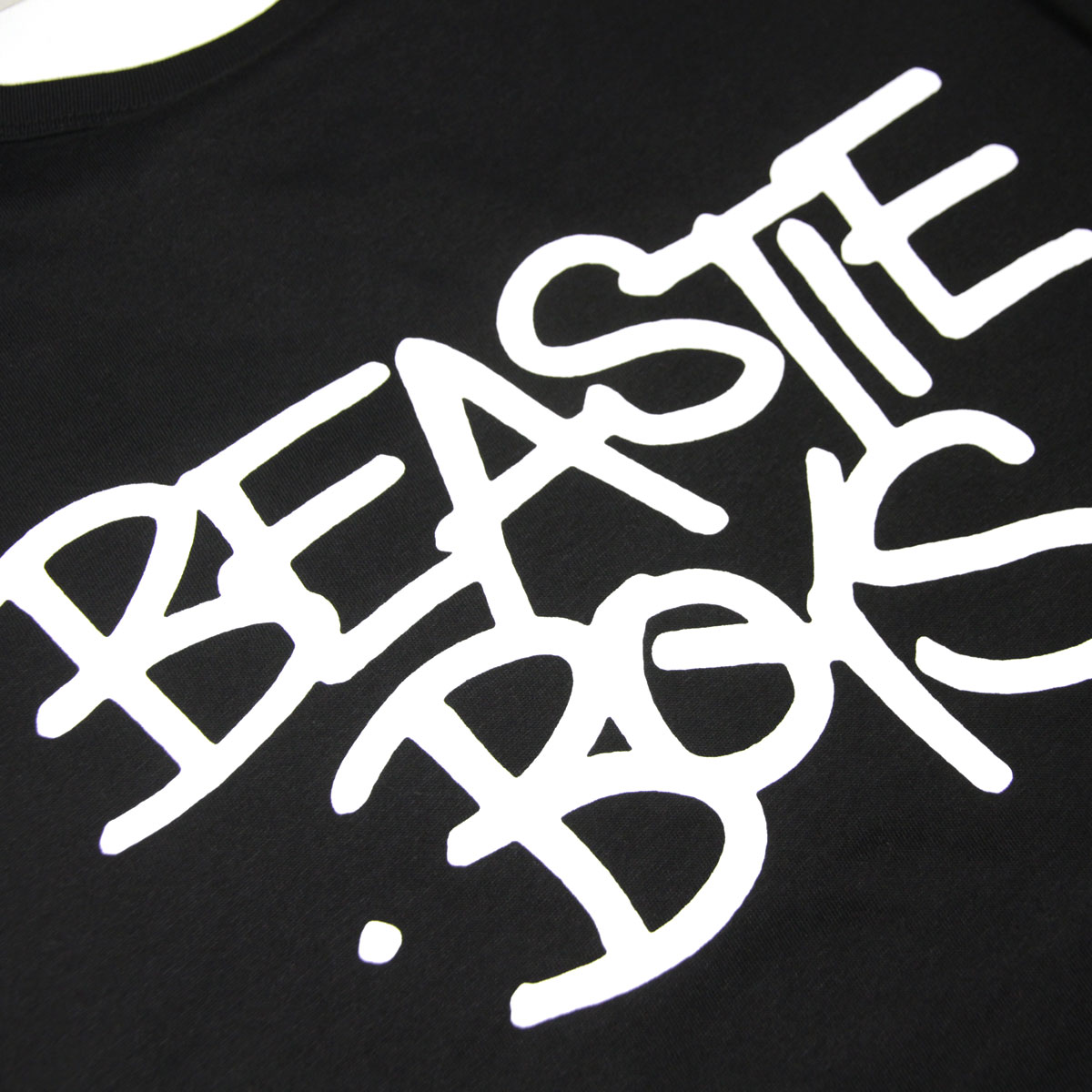 �����ԥ��� ��� ȾµT����� ������ CHAMPION �ӡ����ƥ����ܡ����� �Х��T����� CHAMPION X BEASTIE BOYS ATHLETIC JERSEY COMBED "BEASTIE BOYS" CREWNECK T-SHIRT 219282 KK001 NBK BLACK