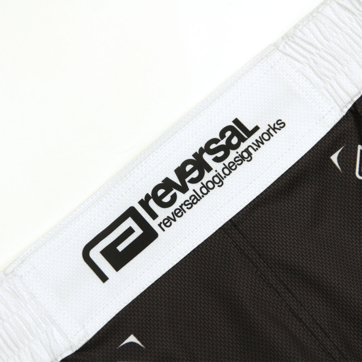 ��С����� ��� �ե����ȥѥ�� ��������Ź REVERSAL �ܥȥॹ ���硼�ȥѥ�� MANDALAS FIGHT SHORTS �� rv26ss602 BK BLACK A06B B1C C2D D4E E13F