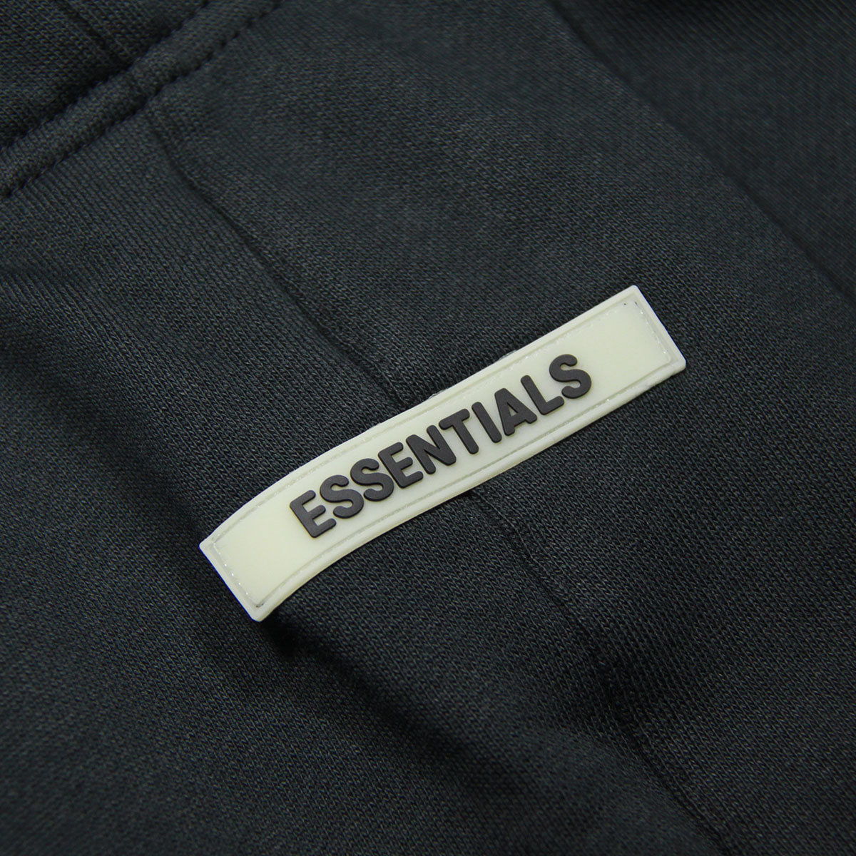 �ե������֥��å� fog essentials ���硼�ȥѥ�� ��� ������ FEAR OF GOD ���å��󥷥�륺 �ܥȥॹ �������åȥ��硼�ȥѥ�� FOG - FEAR OF GOD ESSENTIALS SWEAT SHORTS BLACK AA5B B1C C2D D6E E13