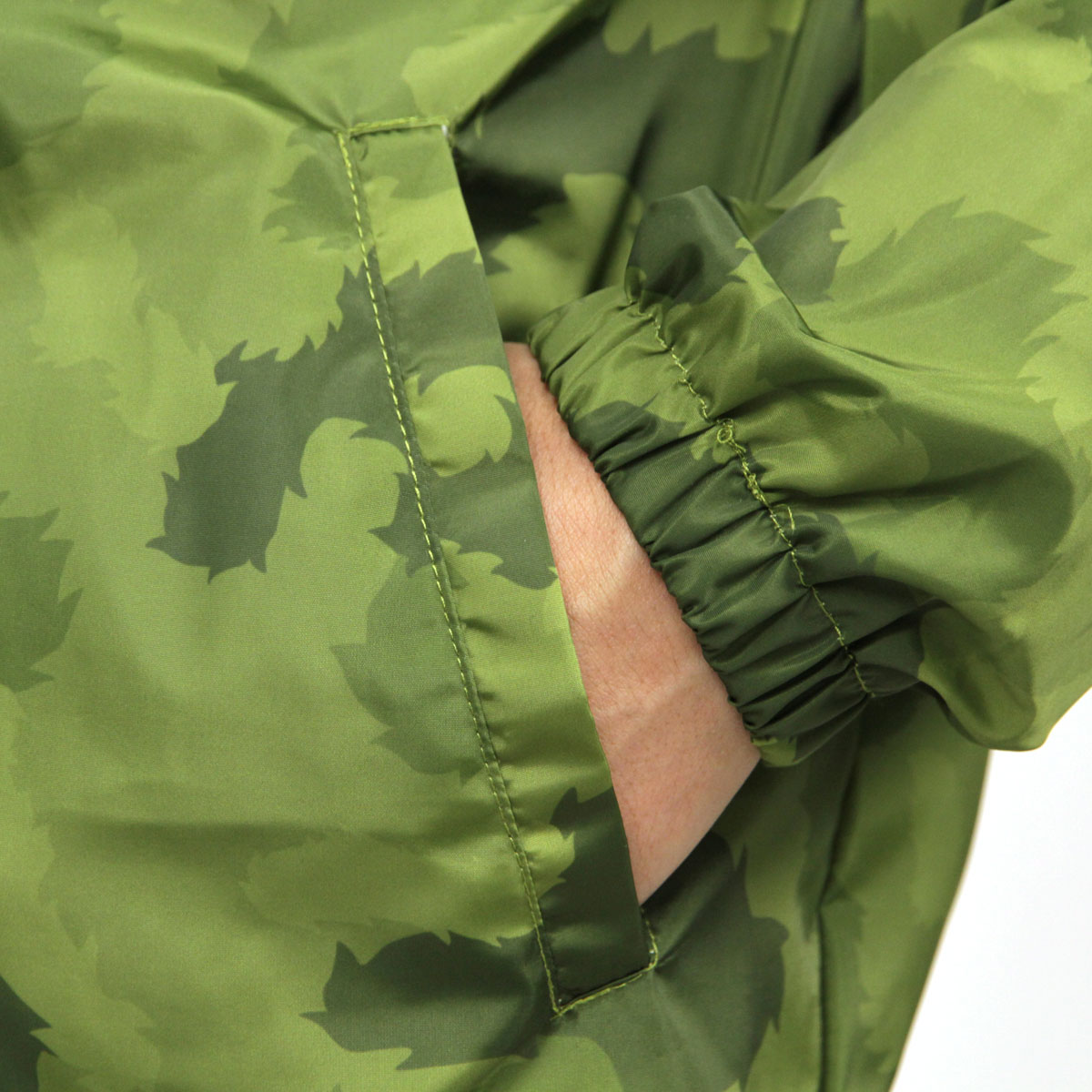 �ݡ��顼 �������� ��� ��������Ź POLER ���㥱�å�  ���������㥱�å� MTN. RAINBOW COACHES JACKET 21620002-GCO GREEN FURRY CAMO A79B B1C C1D D4E E05F