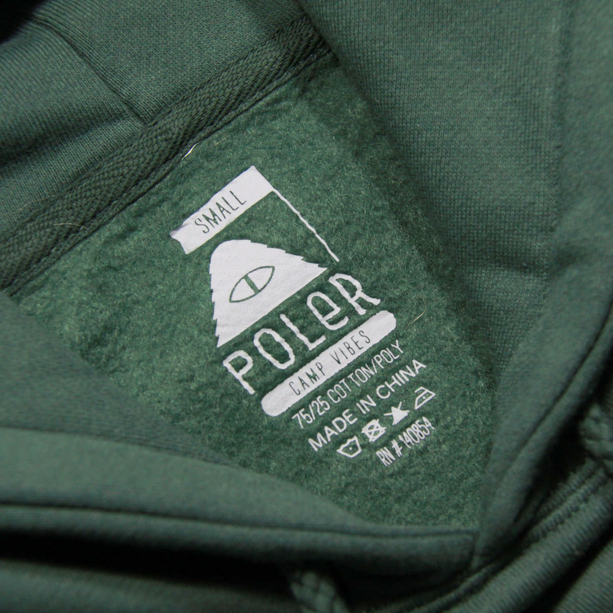 �ݡ��顼 �ѡ����� ��� ��������Ź POLER �ץ륪���С��ѡ����� CAMP VIBES HOODIE ALPINE GREEN 213APM2605-APG A79B B1C C1D D5E E08F