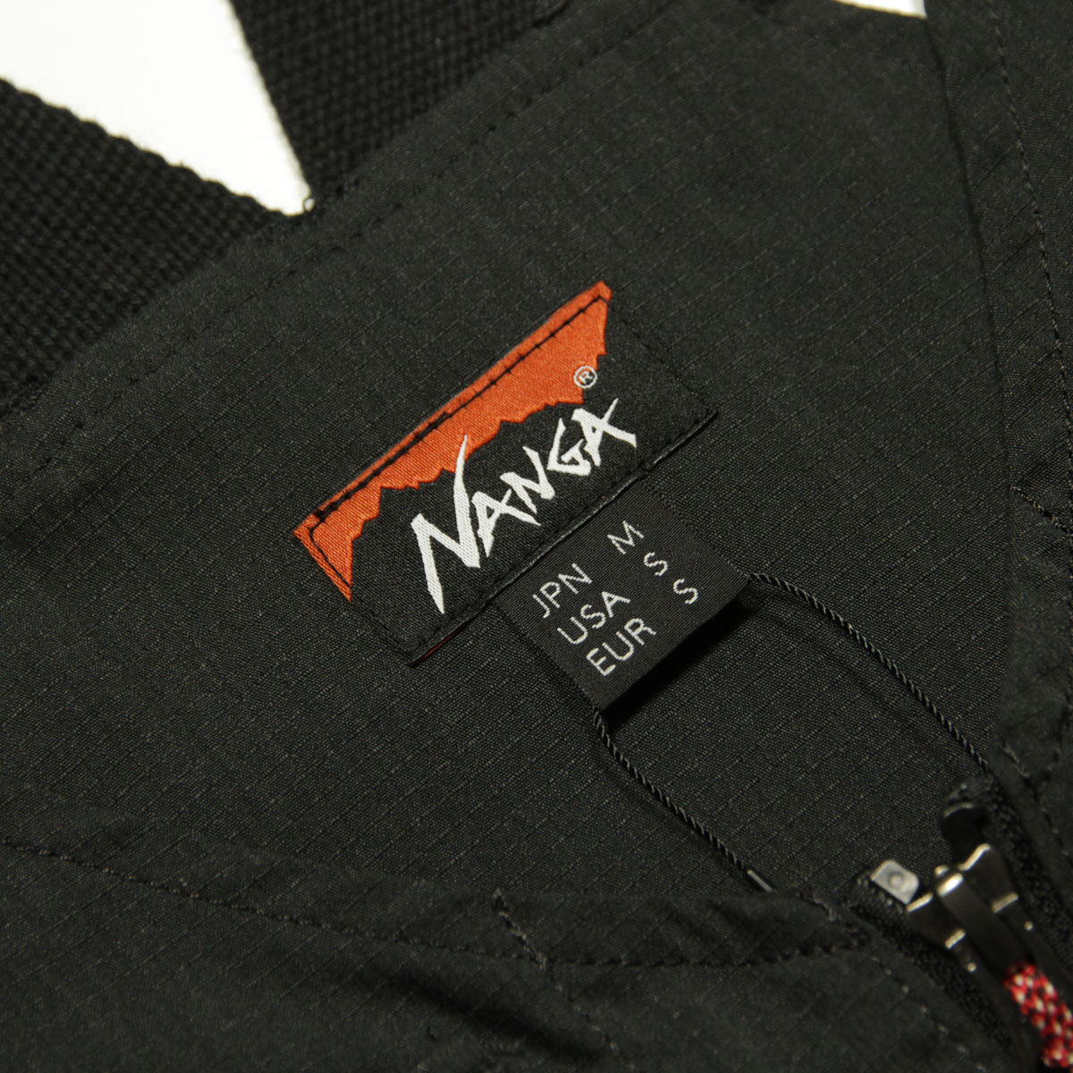 �ʥ� ��� �٥��� ��������Ź NANGA �����ȥɥ� ��åץ��ȥå� HINOC RIPSTOP FIELD VEST NW2421-1E204-A BLK BLACK  A16B B1C C1D D4E E13F
