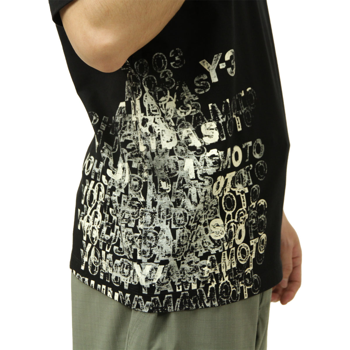 �磻���꡼ ��� ȾµT����� ������ Y-3 ���롼�ͥå� �ǥ����� �ȥåץ� GFX SS TEE BLACK KR2223