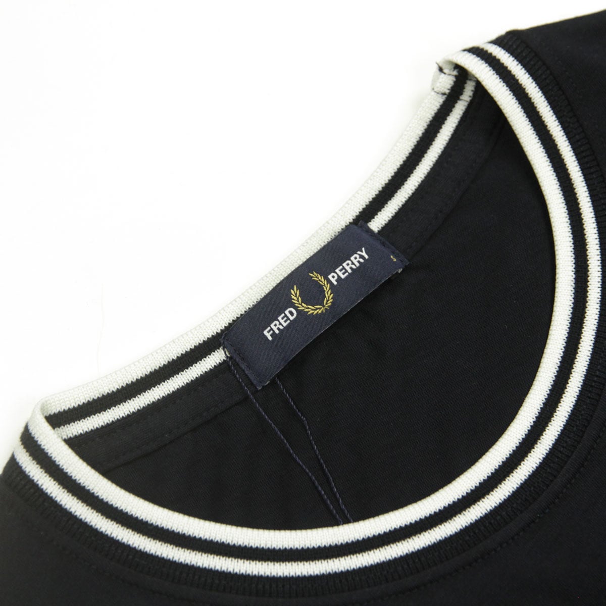 �ե�åɥڥ꡼ ��� ȾµT����� ��������Ź FRED PERRY ���롼�ͥå� ���ݥ���� ���� TWIN TIPPED SHORT SLEEVE T-SHIRT M1588 795 NAVY