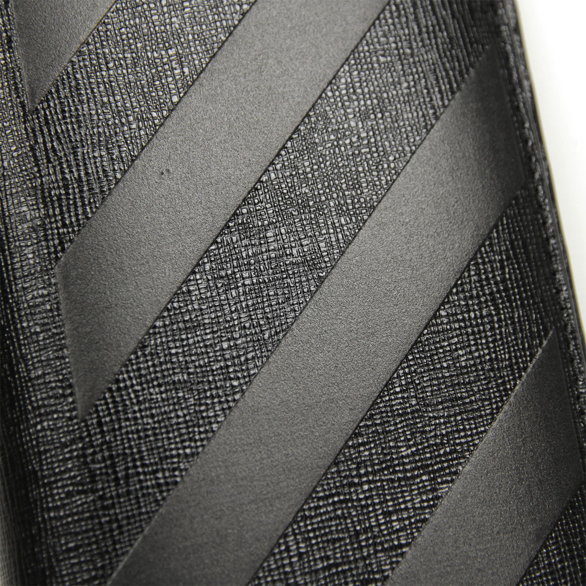 եۥ磻   ǥ  OFF-WHITE Ĺ 3D DIAG SAFF YEN WALLET BLACK BLACK OMNC033F21LEA0011010 AB3B B3C C3D D3E E13F