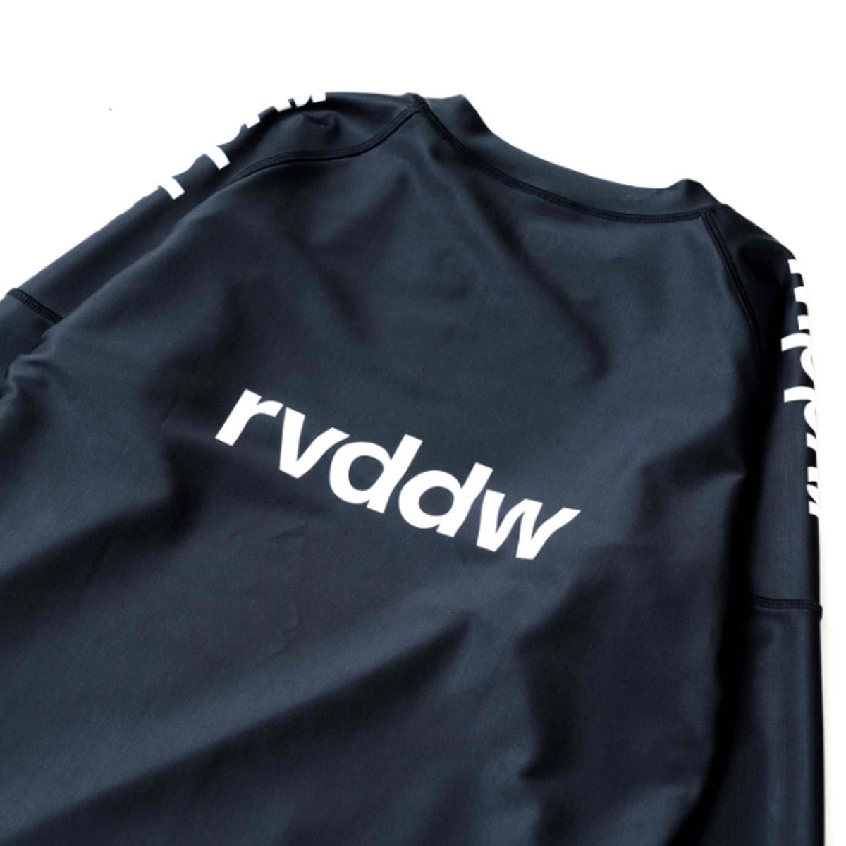 ��С����� REVERSAL ��������Ź ��� ���롼�ͥå� Ĺµ��å��奬���� BASIC BIG MARK LONG RASH GUARD rvbs075 BK BLACK A06B B1C C1D D2E E13F
