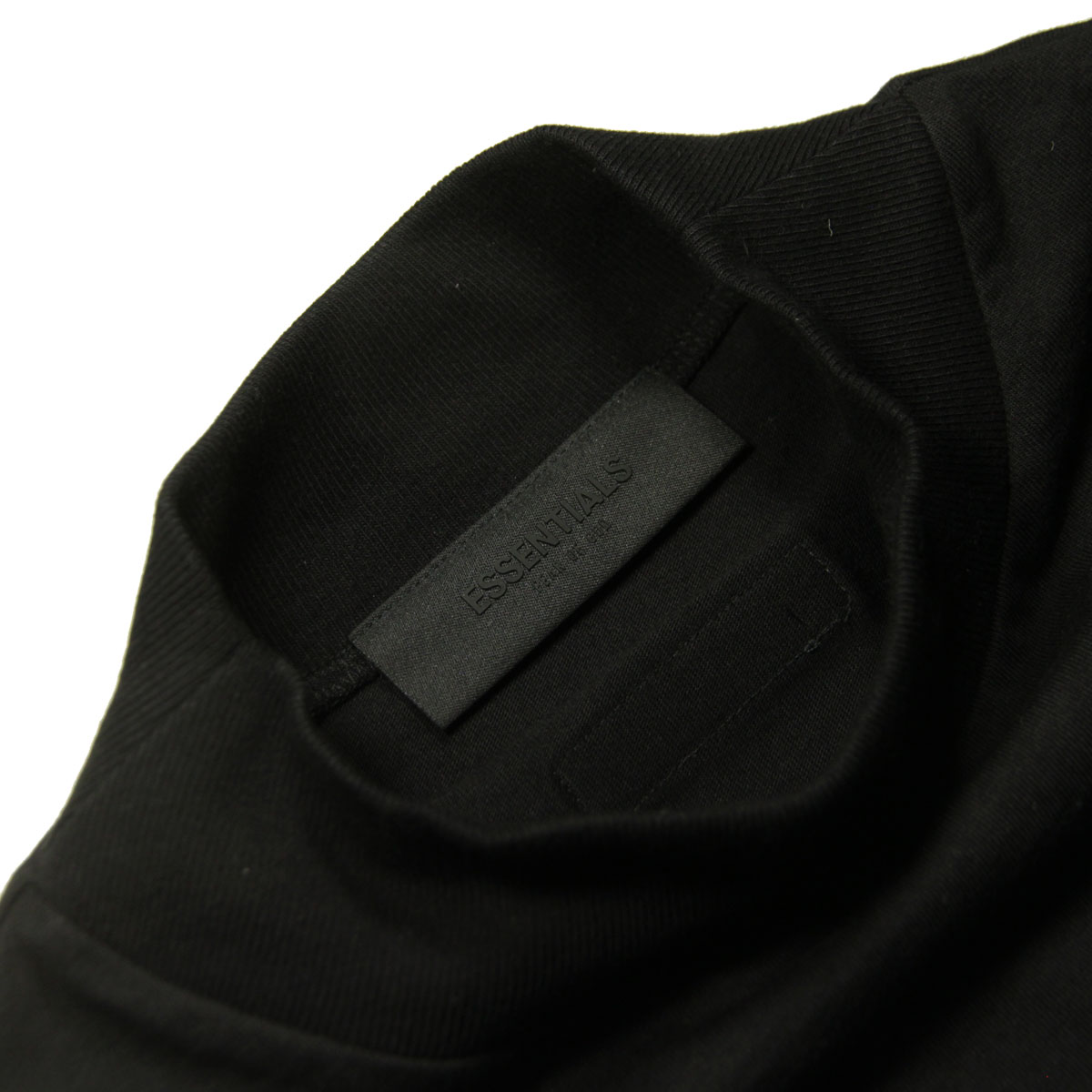 �ե������֥��å� fog essentials ��� ȾµT����� ������ FEAR OF GOD ���� ESSENTIALS FEAR OF GOD SHORT SLEEVE BONDING T-SHIRT JET BLACK