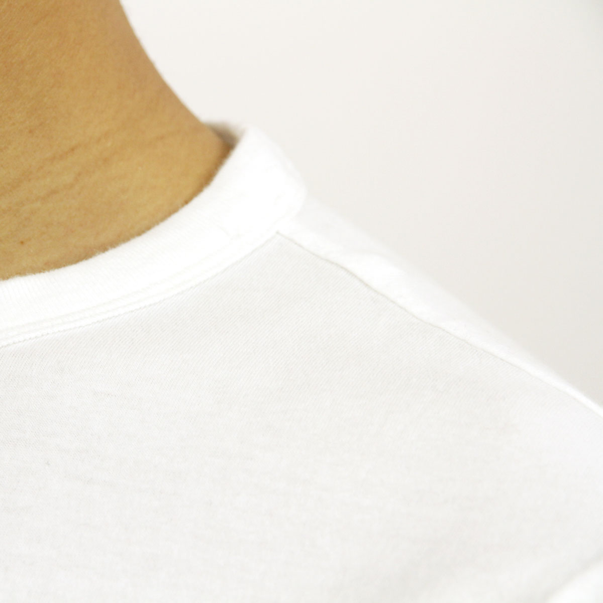 ����ꥫ�󥤡����� AMERICAN EAGLE ������ ��� ���롼�ͥå� Ⱦµ����T����� AE Graphic Tee 0181-3806-100 A04B B1C C1D D1E E01F