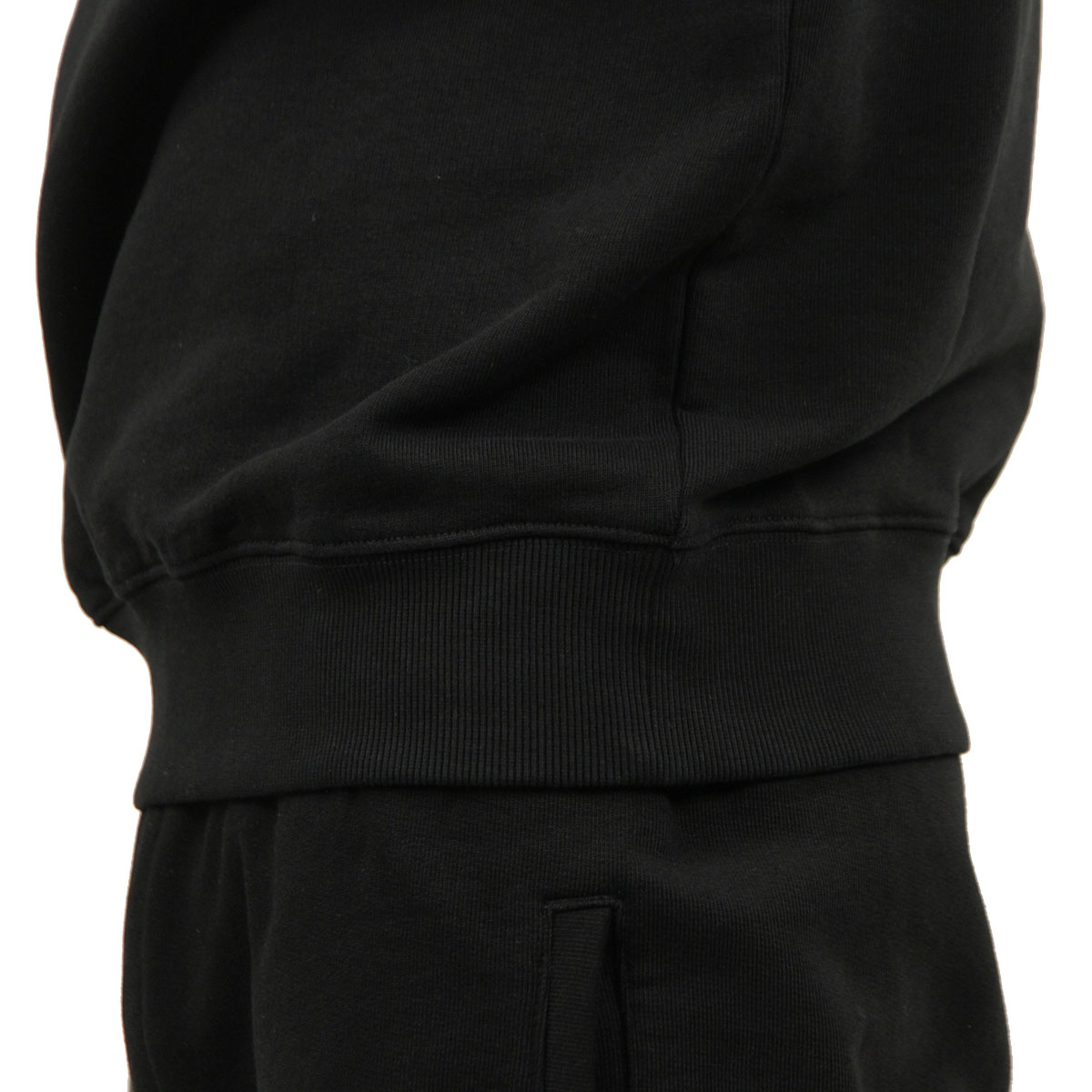 �����ϡ��� �ȥ졼�ʡ� ��� ��������Ź CARHARTT WIP ̵�� �ݥ��åȥ������å� ���ݥ���ȥ��� POCKET SWEATSHIRT BLACK I027681 89XX AB0B B1C C1D D5E E13F