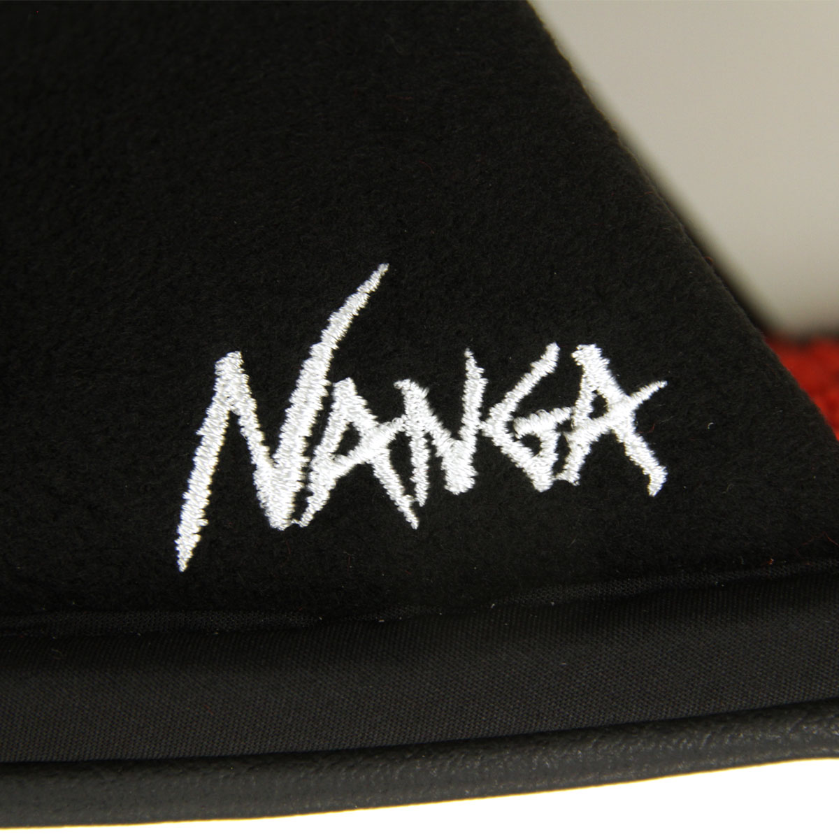 �ʥ� ��� ��ǥ����� ����å� ��������Ź NANGA ���� �롼�ॷ�塼�� NANGA LOGO ROOM SHOSE NG2443-1Z008-A RED��BLK BLACK