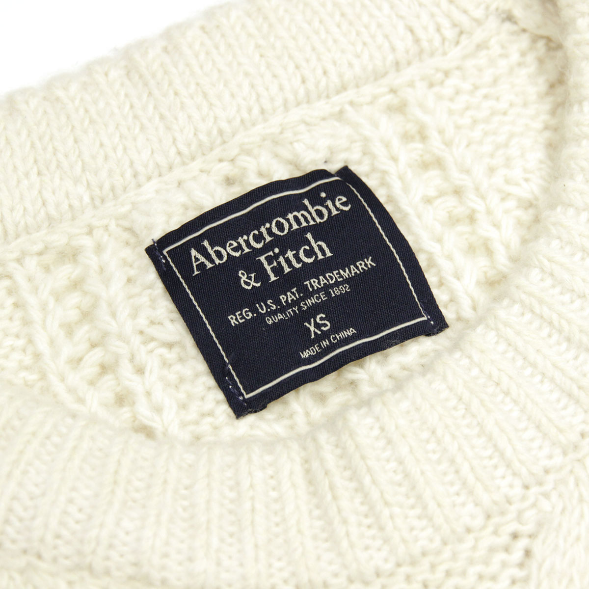 ���Х��� �������� ��ǥ����� ������ Abercrombie��Fitch ���롼�ͥå��������� Cable Crew Sweater 150-490-1199-101 A02B B2C C1D D7E E01F