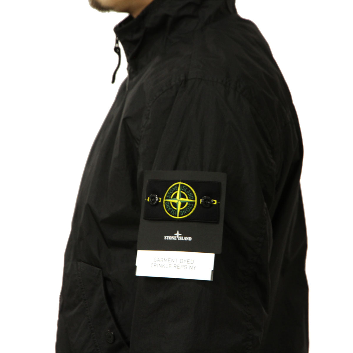 ���ȡ��󥢥����� ��� �ʥ����󥸥㥱�å� ������ STONE ISLAND ���åץ��å� �������� GARMENT DYED CRINKLE REPS NY RECYCLED NYLON JACKET BLACK 4100111 S0A23 V0029