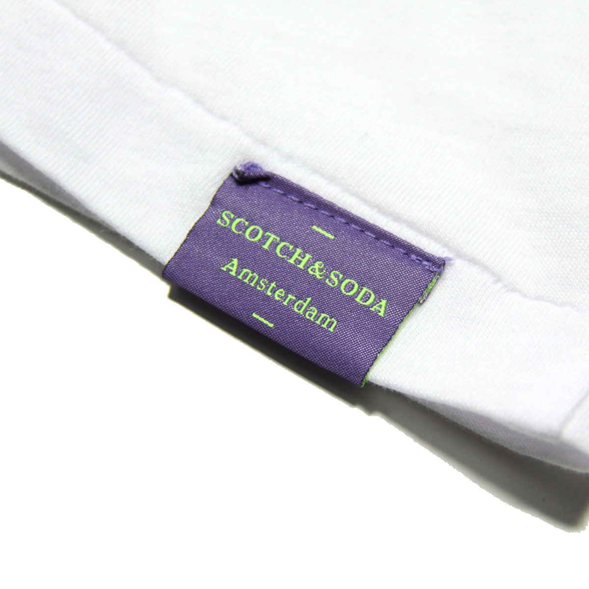 �����å�����ɥ����� T����� ��� ��������Ź SCOTCH��SODA ȾµT����� ���롼�ͥå�T����� SUMMER CREWNECK TEE WITH BRIGHT TEXT ARTWORK 148997 0006 WHITE A39B B1C C1D D1E E01F