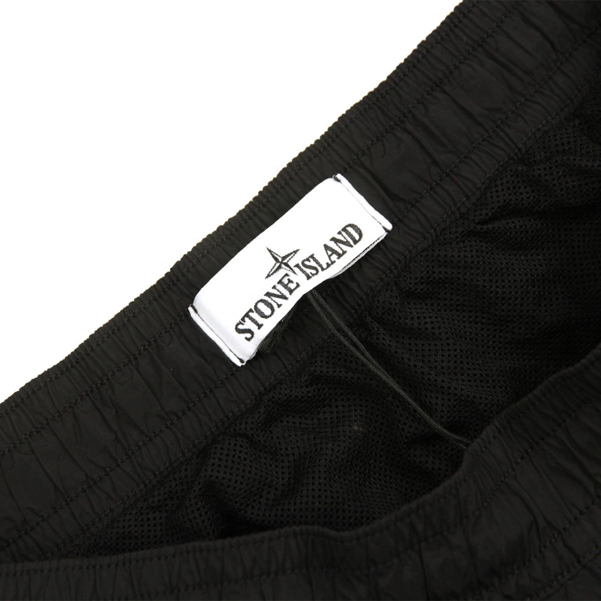 ���ȡ��󥢥����� ��� ������ѥ�� ������ STONE ISLAND �ʥ����� ���� ���� ���硼�ȥѥ�� NYLON METAL IN ECONYL REGENERATED NYLON GARMENT DYED SWIM SHORT PANTS BLACK B100004 S0043 V0029 AB4B B1C C2D D4E E13F