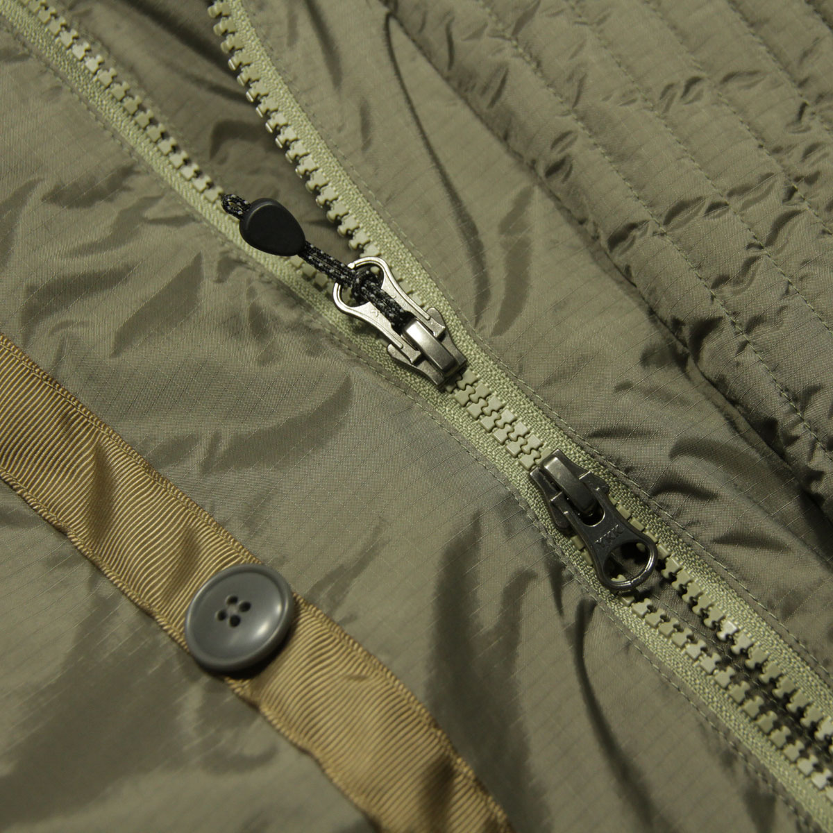 �ʥ� ��� �����󥸥㥱�å� ��������Ź NANGA �������� ���㥱�å� ������ �������� AURORA TEX DOWN FIELD HALF COATJACKET ND2441-1C006 M.GRY MOCA.GREY A16B B1C C1D D4E E02F