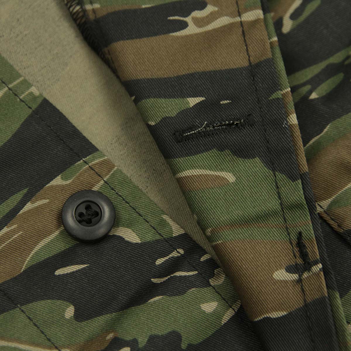 ������ ��� �������� ������ ROTHCO Ĺµ����� BDU����� ROTHCO TWILL BDU SHIRT 7990 TIGER STRIPE CAMO