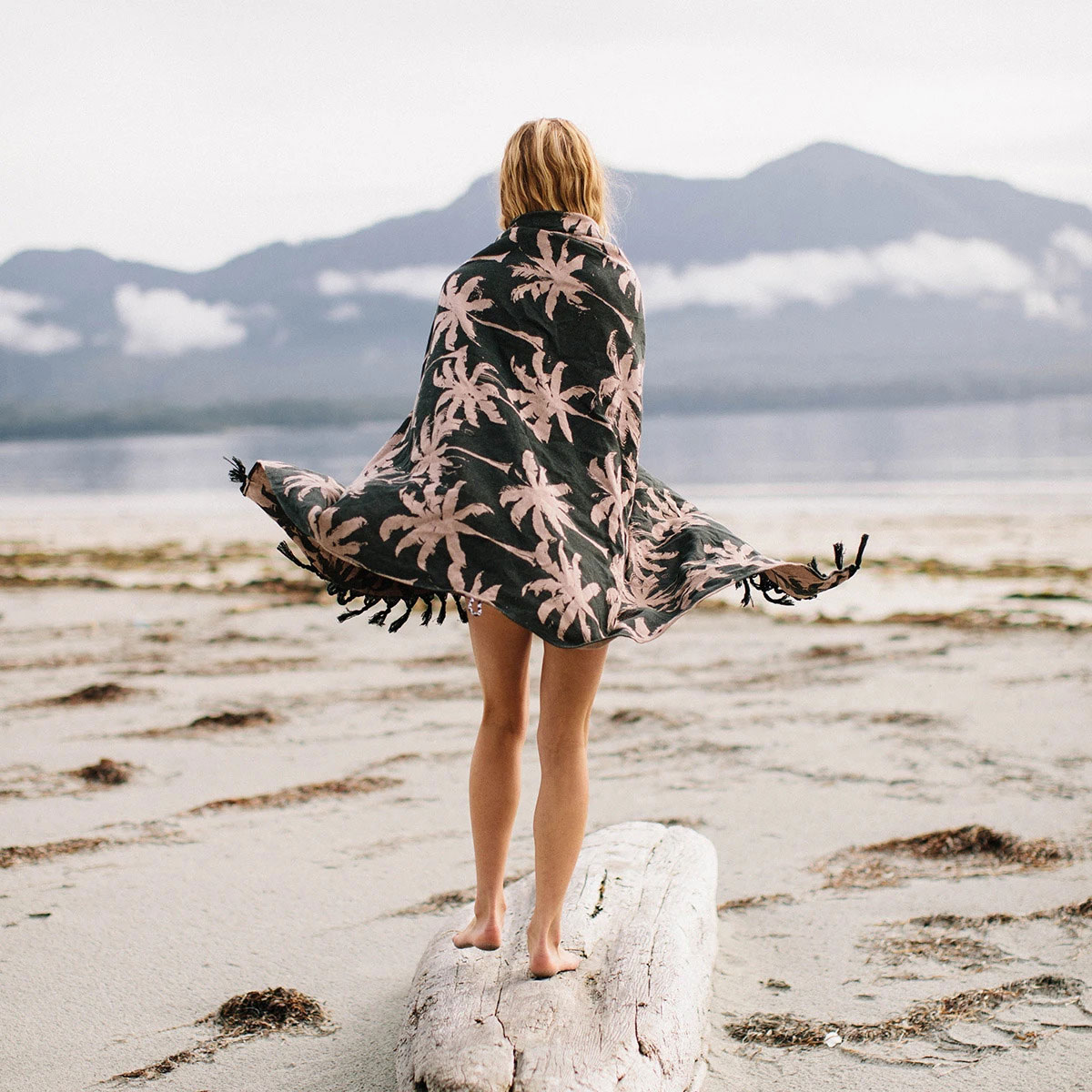   Ź SLOWTIDE  ӡ LORETO FRINGE BEACH BATH TURKISH TOWEL ST342 BLACK A97B B3C CBD D0E E13F