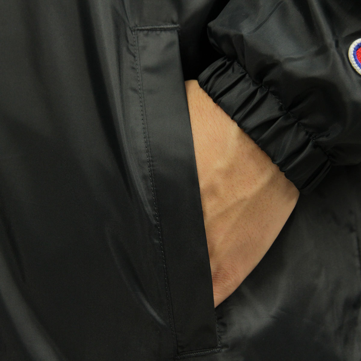 �����ԥ��� CHAMPION ������ ��� ���������㥱�å� �������� COACHES JACKET WEST BREAKER EDITION V0100 BLACK AA4B B1C C1D D4E E13F