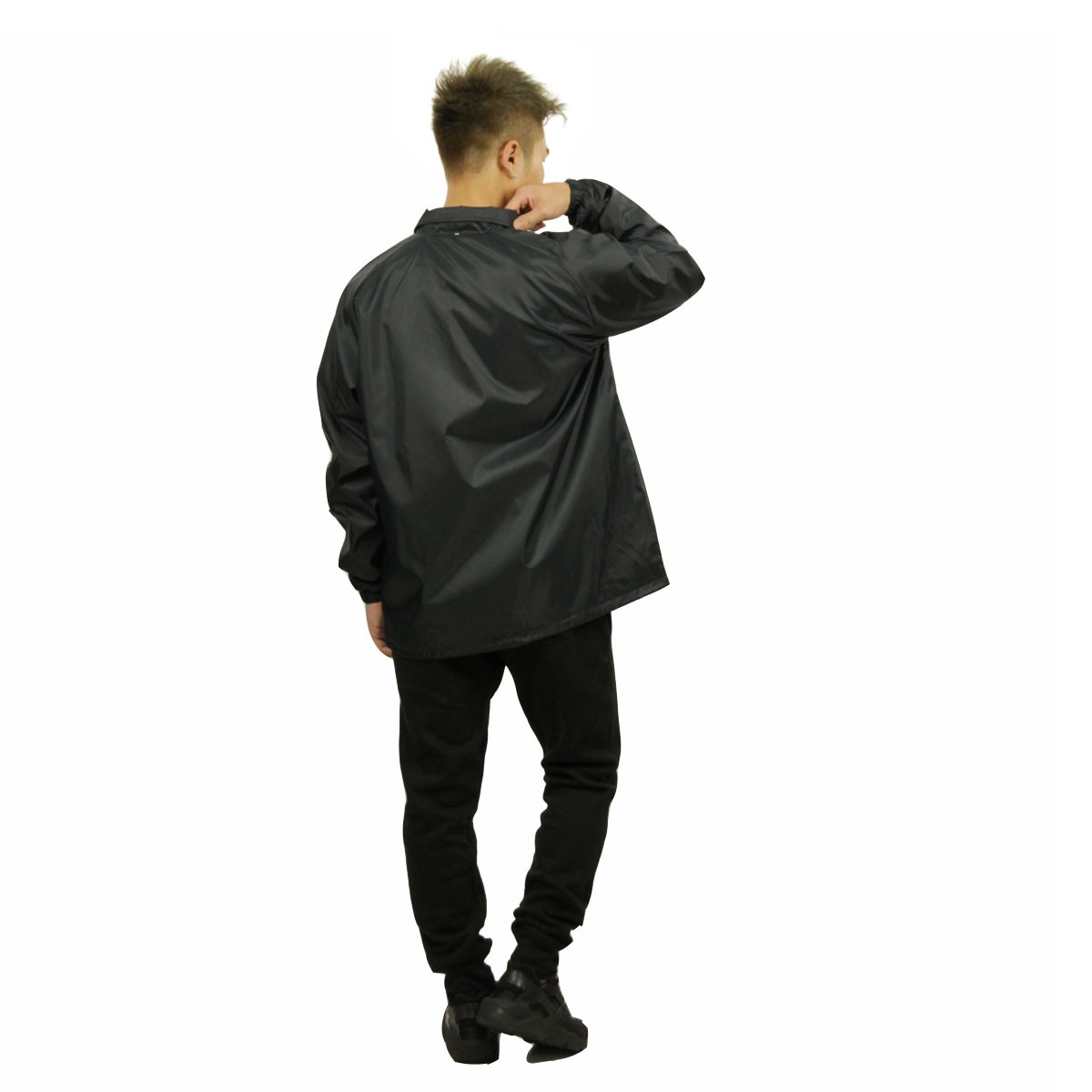 �����ԥ��� CHAMPION ������ ��� ���������㥱�å� �������� COACHES JACKET WEST BREAKER EDITION V0100 BLACK AA4B B1C C1D D4E E13F