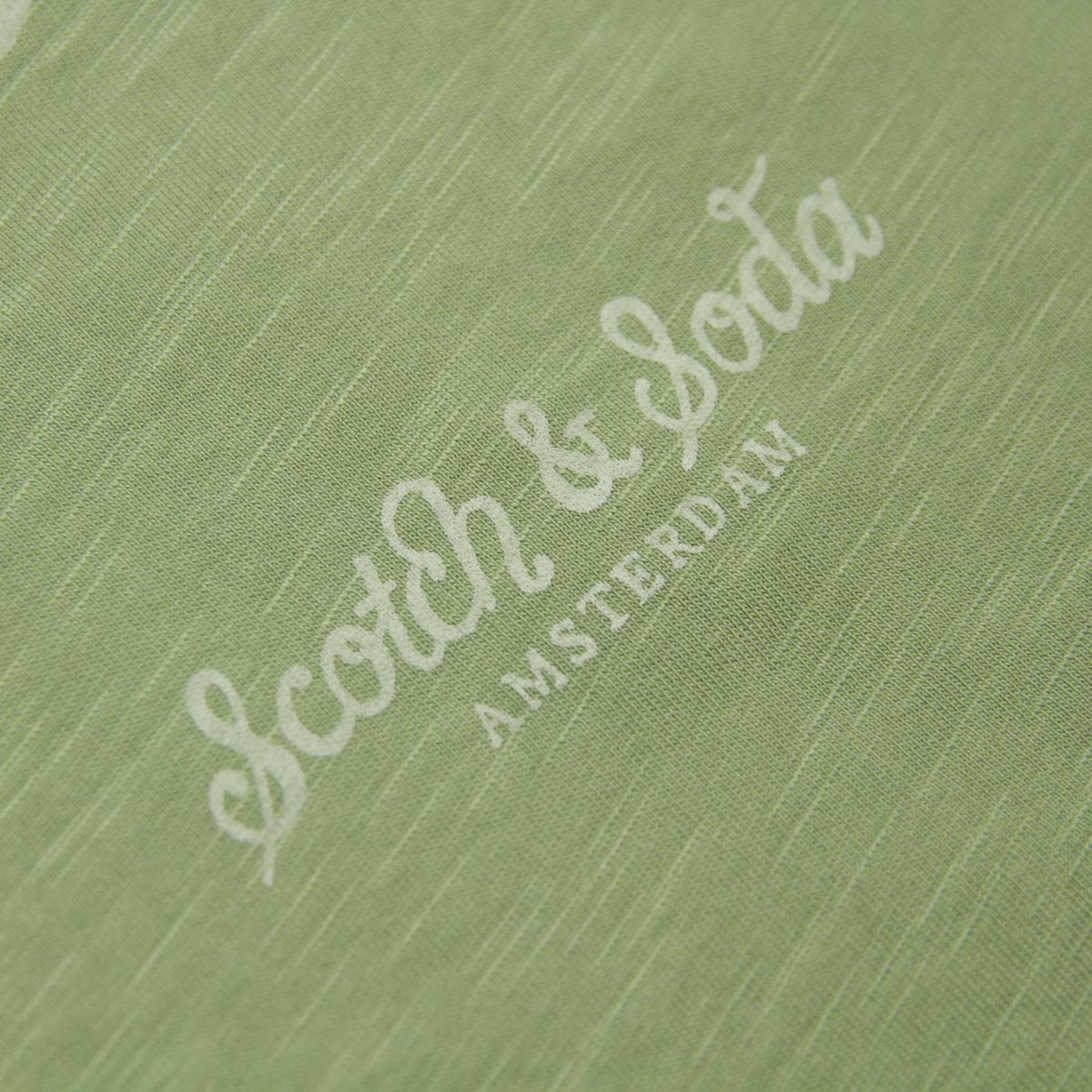 �����å�����ɥ����� ��� ȾµT����� ��������Ź SCOTCH��SODA ���롼�ͥå� �ȥåץ� SLUB-JERSEY ARTWORK ORGANIC COTTON T-SHIRT 172016 0414 KHAKI