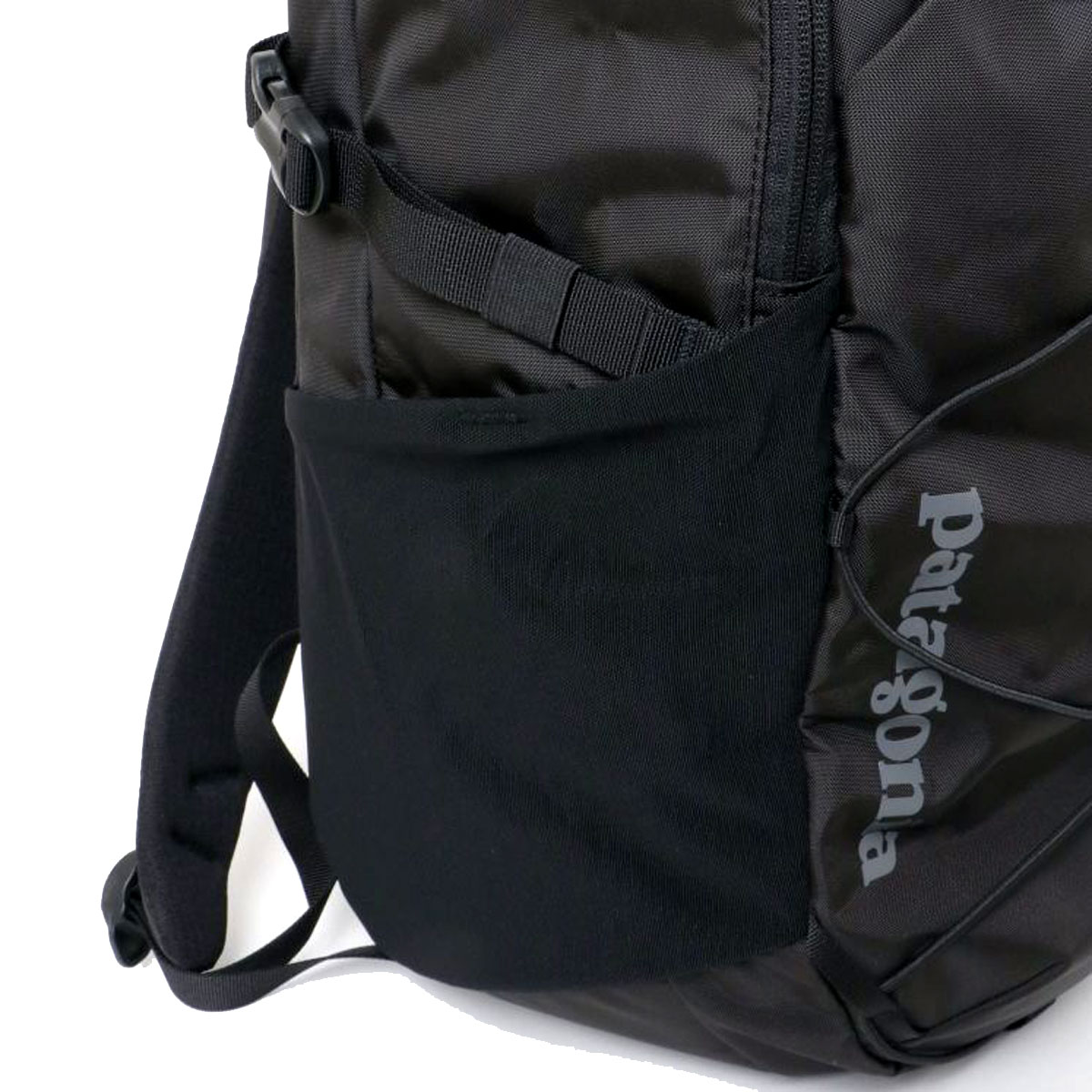 �ѥ����˥� ��� ��ǥ����� �Хå��ѥå� ������ patagonia ���Ф� ���å����å� REFUGIO DAY PACK BAG 30L 47928 BLK BLACK A53B B3C C8D D3E E13F