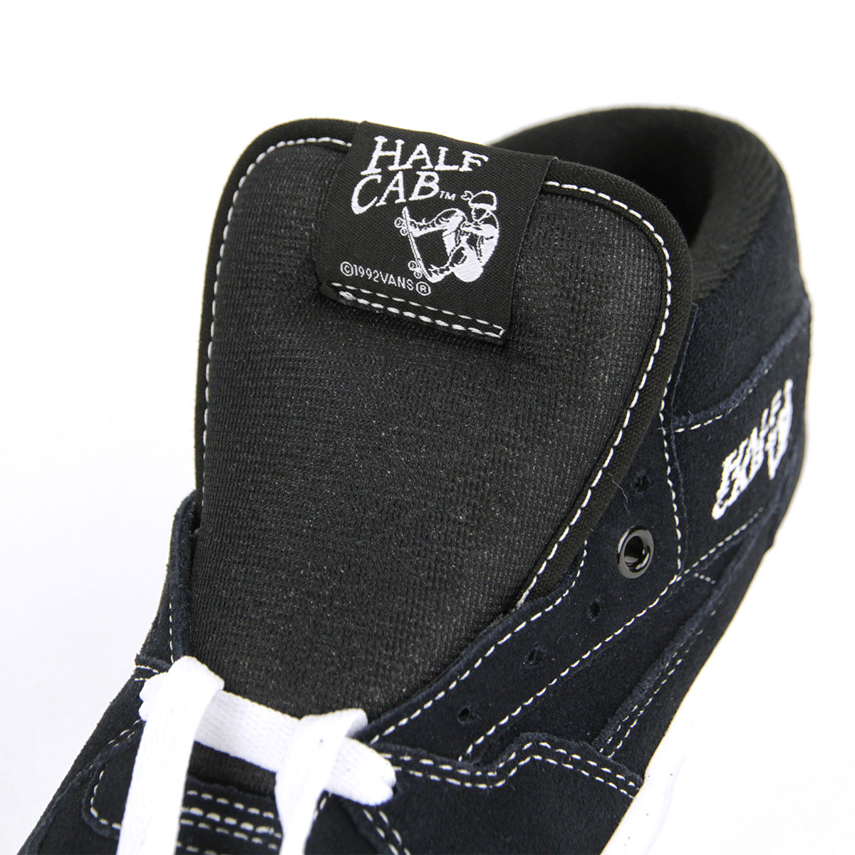 �Х� ���ˡ����� ��� ��������Ź VANS �ϡ��ե���� VANS HALF CAB NAVY VN000DZ3NVY A33B B1C C4D D2E E06F