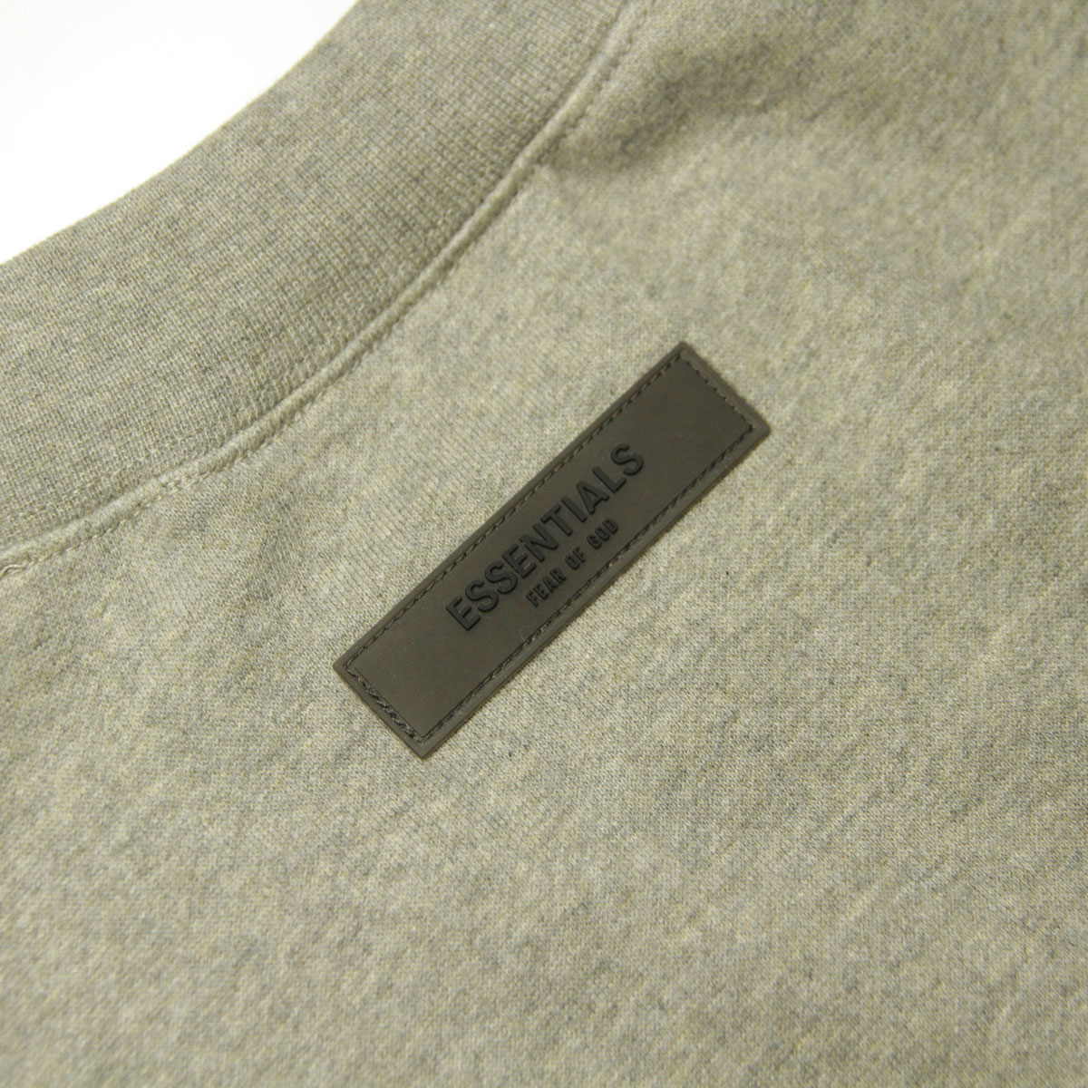 �ե������֥��å� fog essentials �������å� ��� ������ FEAR OF GOD ���å��󥷥�륺 ���� ���롼�ͥå� �ȥ졼�ʡ� FOG - FEAR OF GOD ESSENTIALS LOGO CREW SWEAT FLEECE SHIRTS DARK OATMEAL AA5B B1C C1D D5E E02F