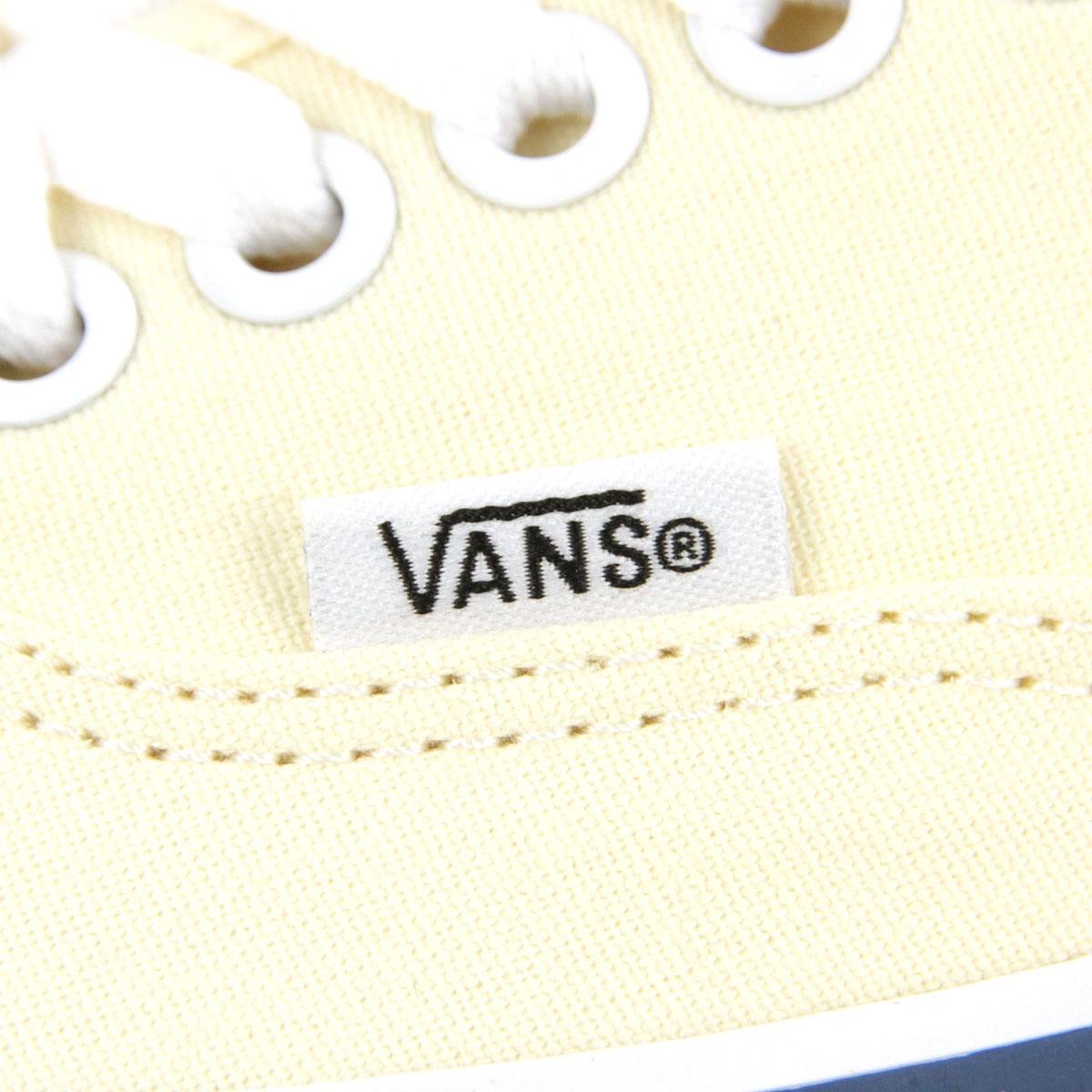 �Х� ���ˡ����� ��� ��ǥ����� ��������Ź VANS ��������ƥ��å� VANS AUTHENTIC WHITE VN000EE3WHT A33B B1C C4D D2E E18F