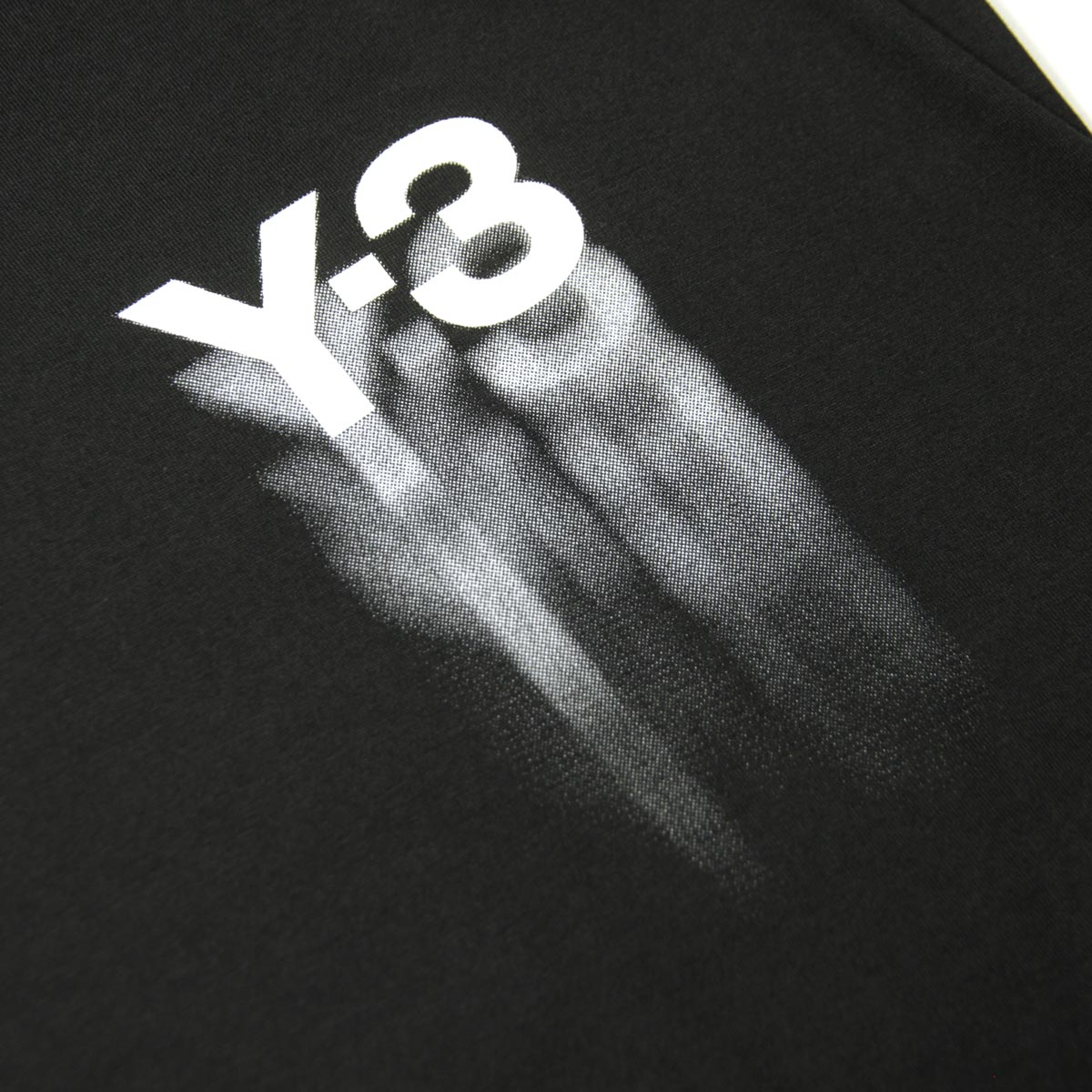 �磻���꡼ ��� ĹµT����� ������ Y-3 ���롼�ͥå� ���åȥ� ���� GFX LS TEE IZ3122 BLACK