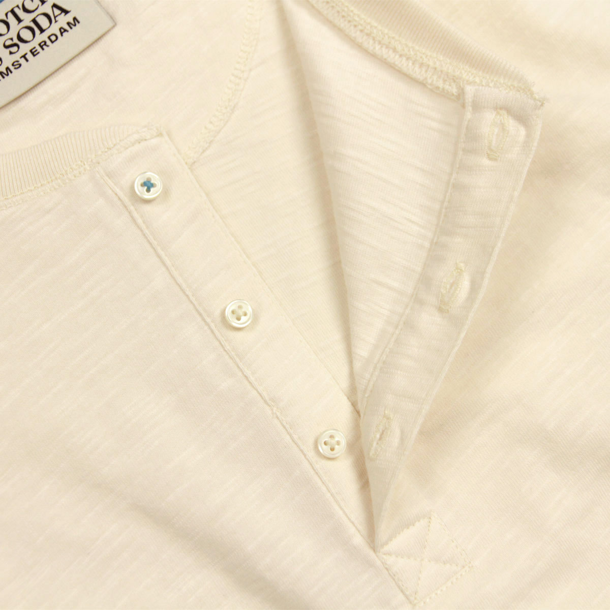 �����å�����ɥ����� ��� ĹµT����� ��������Ź SCOTCH&SODA �إ�꡼�ͥå� ����T HENLEY SLUB YARN REGULAR FIT LONG SLEEVED T-SHIRT EGGNOG 182322 270 53401 31 A39B B1C C1D D2E E18F