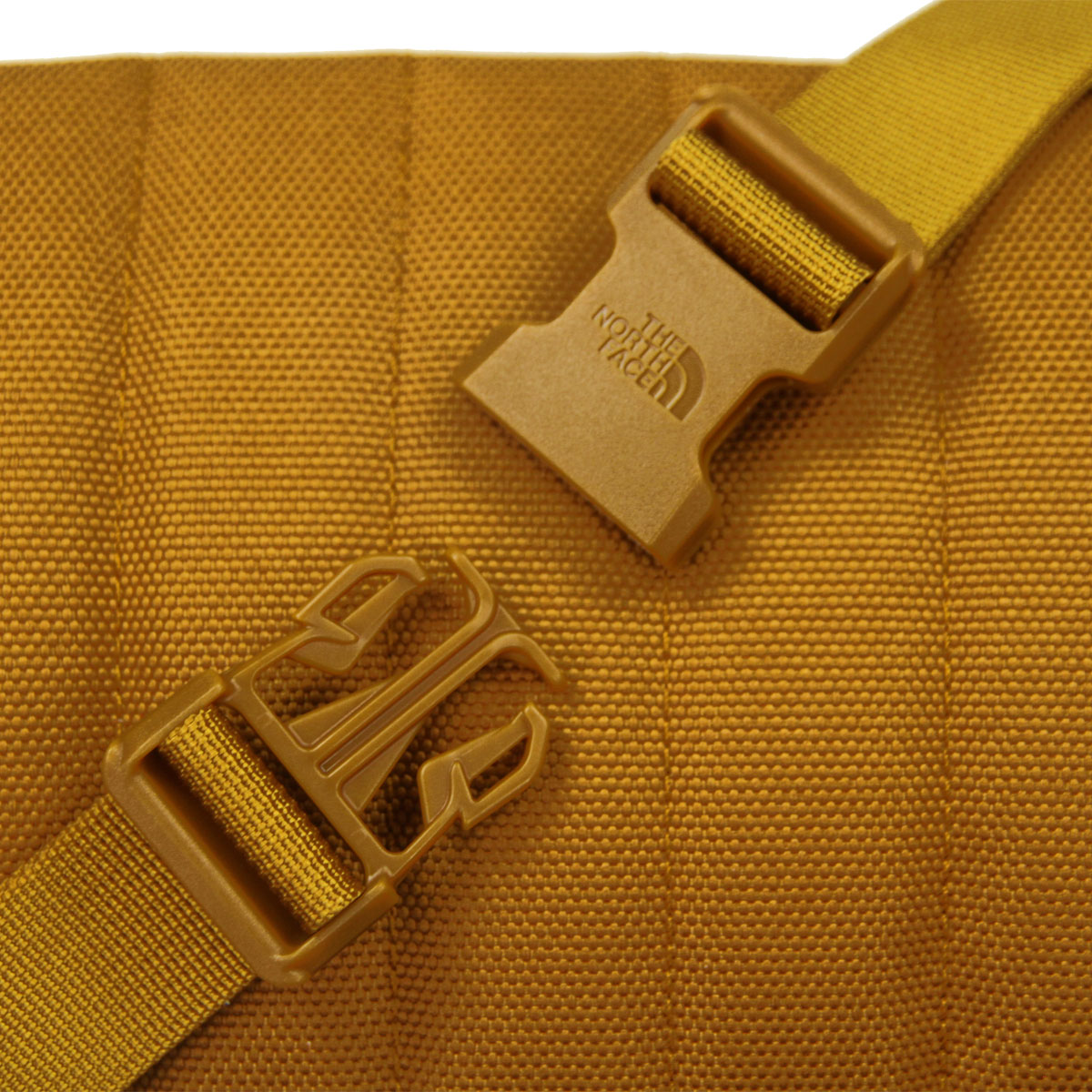 �Ρ����ե����� ��� ��ǥ����� ���������Хå� ������ THE NORTH FACE �ܥǥ��Хå� �С����졼 ���С� �������� BERKELEY LUMBAR SHOULDER BAG NF0A52VU HFQ TIMBER TAN/TNF BLACK