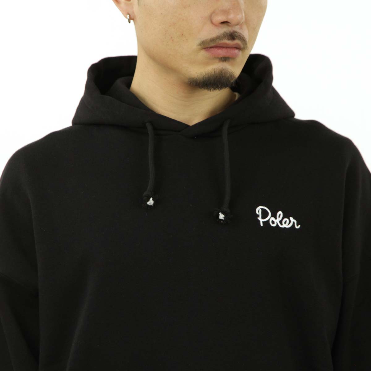 �ݡ��顼 ��� �ѡ����� ��������Ź POLER ���� �ץ륪���С� �ա��ǥ��� POLER EMB HOOD PULL PARKA 233MCV0059-BLK BLACK