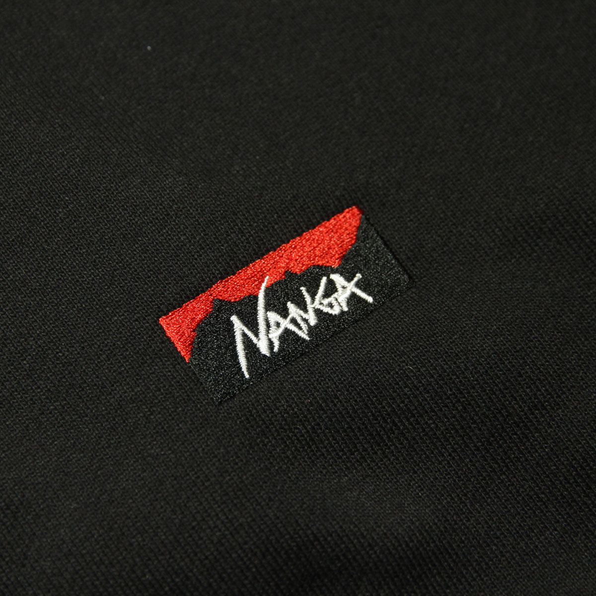 �ʥ� ��� �ѡ����� ��������Ź NANGA �ץ륪���С� ���� �ա��ǥ��� ECO HYBRID MINI BOX LOGO EMBROIDERY SWEAT HOODIE NW2441-1F014 P.BLK BLACK