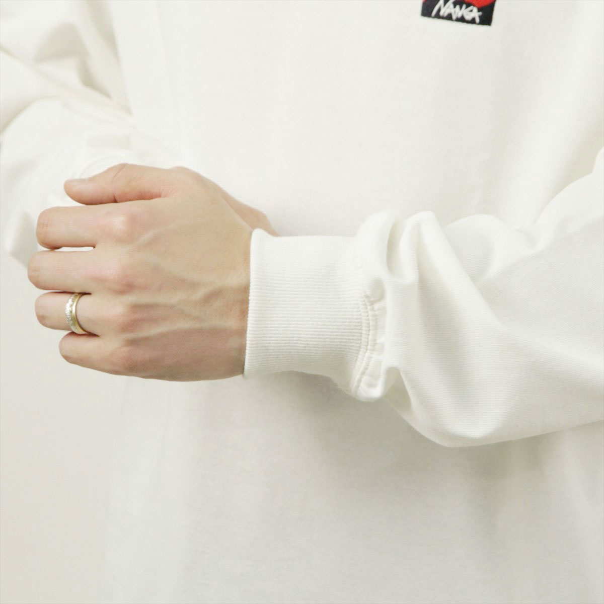 �ʥ� ��� ĹµT����� ��������Ź NANGA ���롼�ͥå� ���ݥ���� ���� ����T ECO HYBRID BOX LOGO EMBROIDERY LONG SLEEVE TEE WHT NW2411-1G803-A WHITE