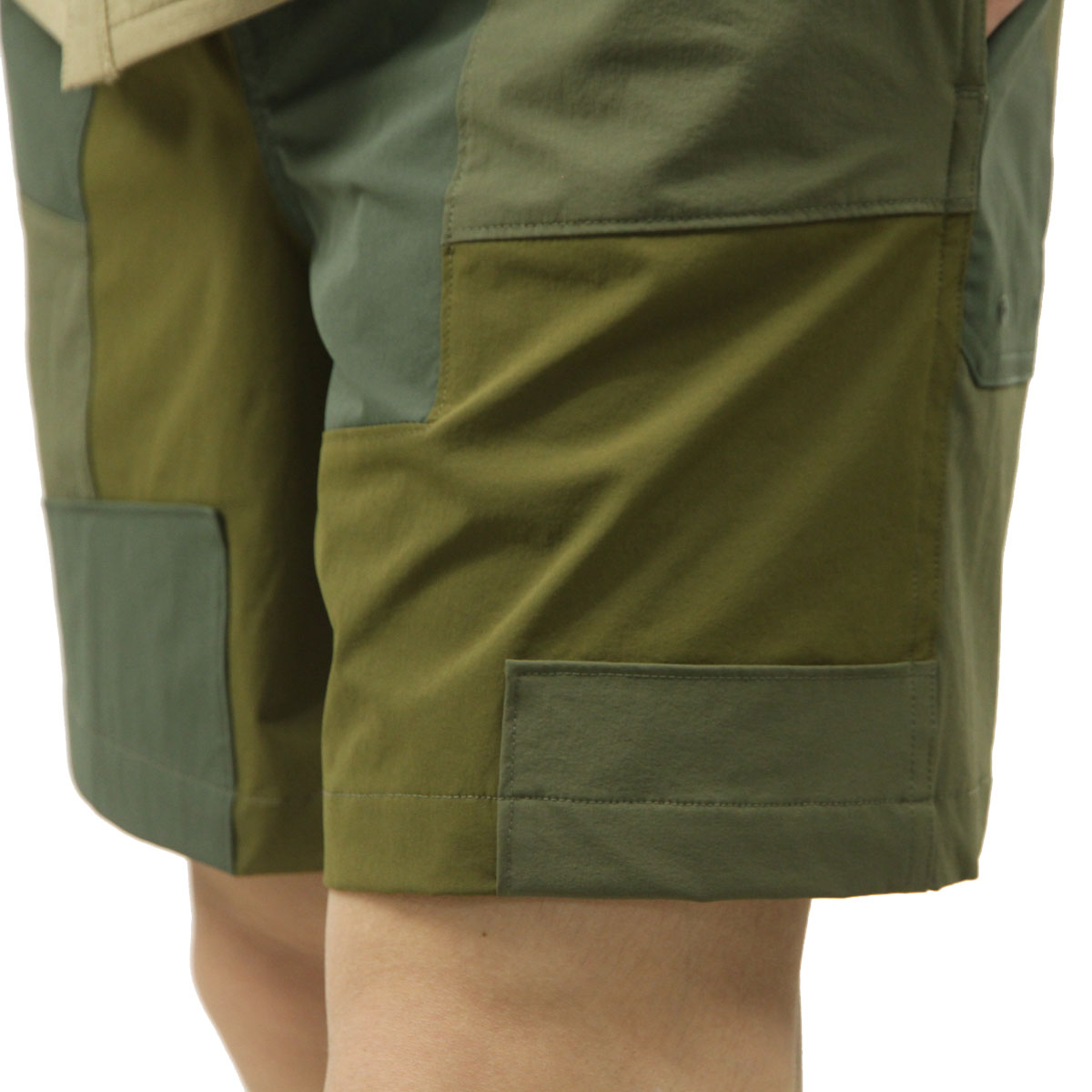 ��˥ե����� �����ȥɥ� ����������� ��� ���硼�ȥѥ�� ��������Ź UNFRM OUTDOOR STANDARD �ѥå���� �Х����ѥ�� 2WAY STRETCH PATCHWORK BAGGY SHORT PANTS 7696-OP OLIVE PATCHWORK